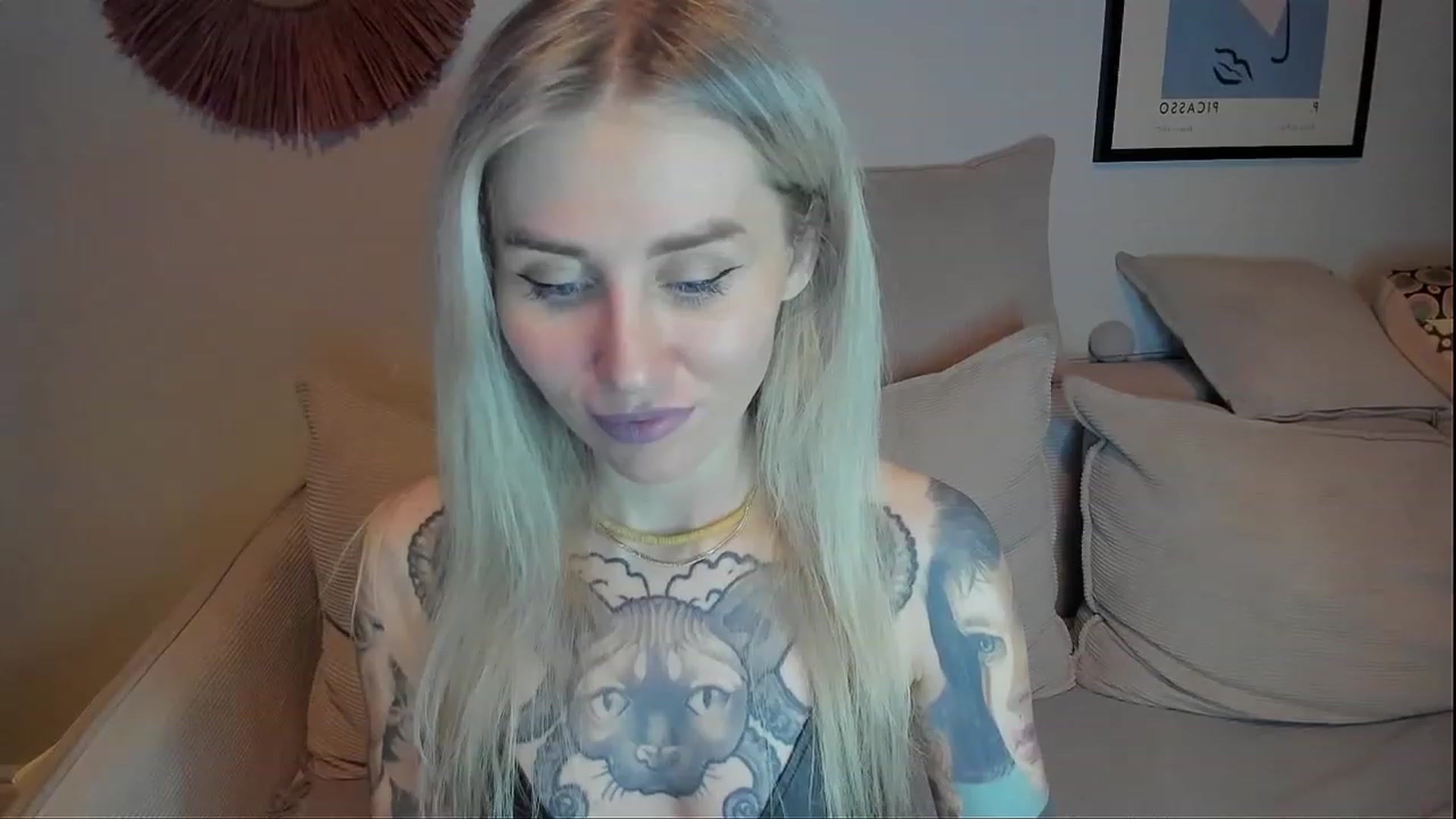 Gallery image thumbnail from Alexa_Smithhh's myfreecams stream on, 01/08/2024, 20:59 image 4 of 20