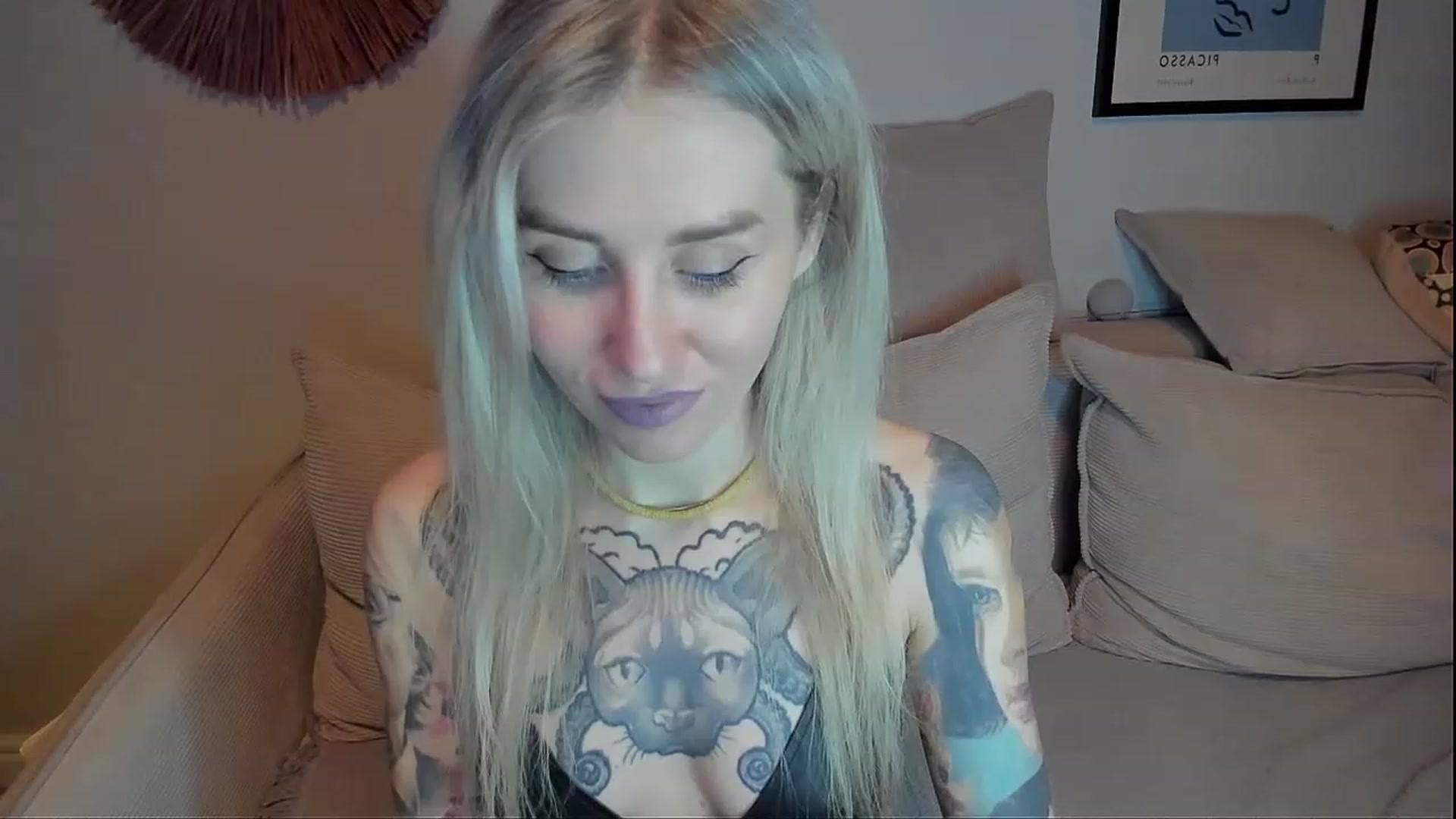 Gallery image thumbnail from Alexa_Smithhh's myfreecams stream on, 01/08/2024, 20:59 image 2 of 20