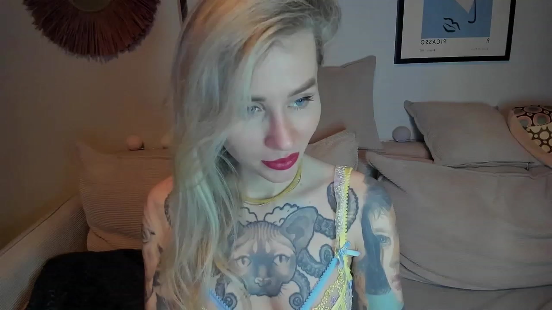 Gallery image thumbnail from Alexa_Smithhh's myfreecams stream on, 01/09/2024, 18:41 image 9 of 20