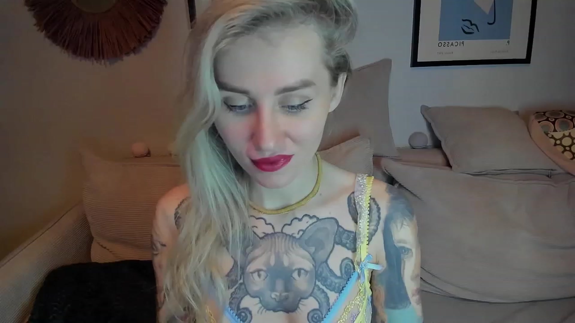 Gallery image thumbnail from Alexa_Smithhh's myfreecams stream on, 01/09/2024, 18:41 image 10 of 20