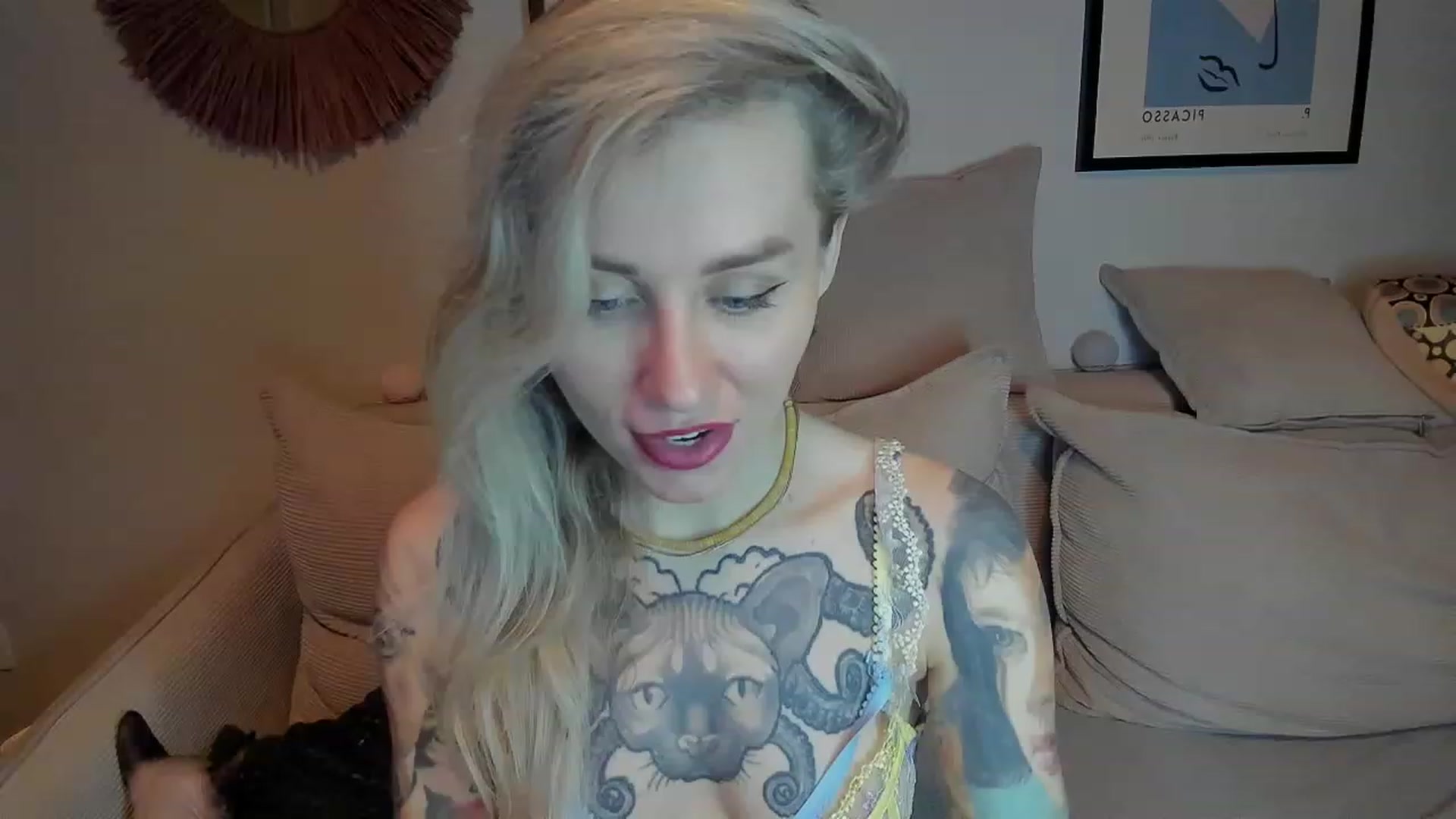 Gallery image thumbnail from Alexa_Smithhh's myfreecams stream on, 01/09/2024, 20:27 image 16 of 20