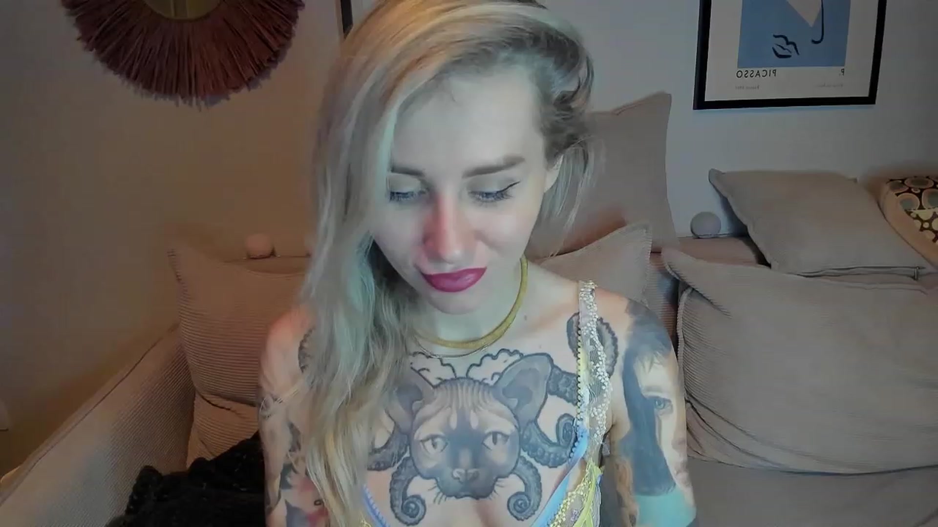 Gallery image thumbnail from Alexa_Smithhh's myfreecams stream on, 01/09/2024, 20:27 image 10 of 20