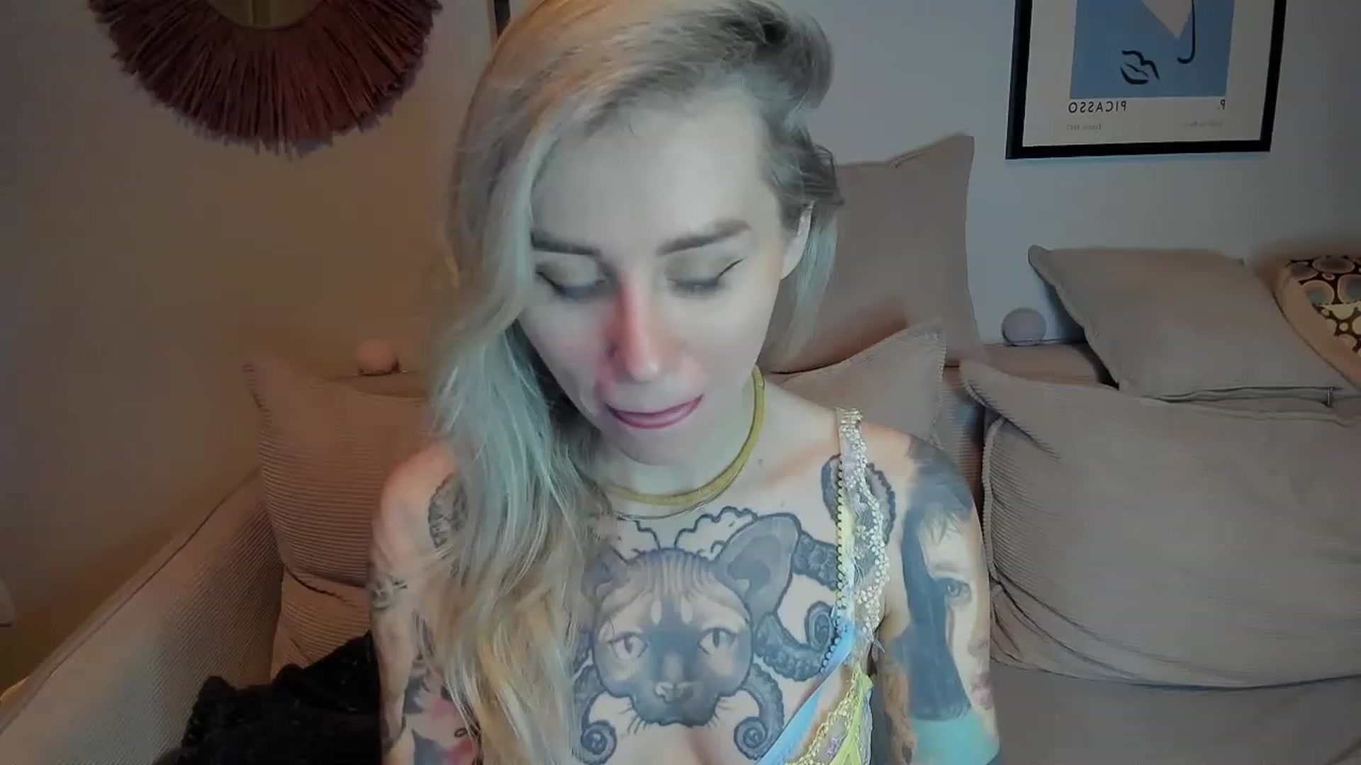 Gallery image thumbnail from Alexa_Smithhh's myfreecams stream on, 01/09/2024, 20:27 image 8 of 20