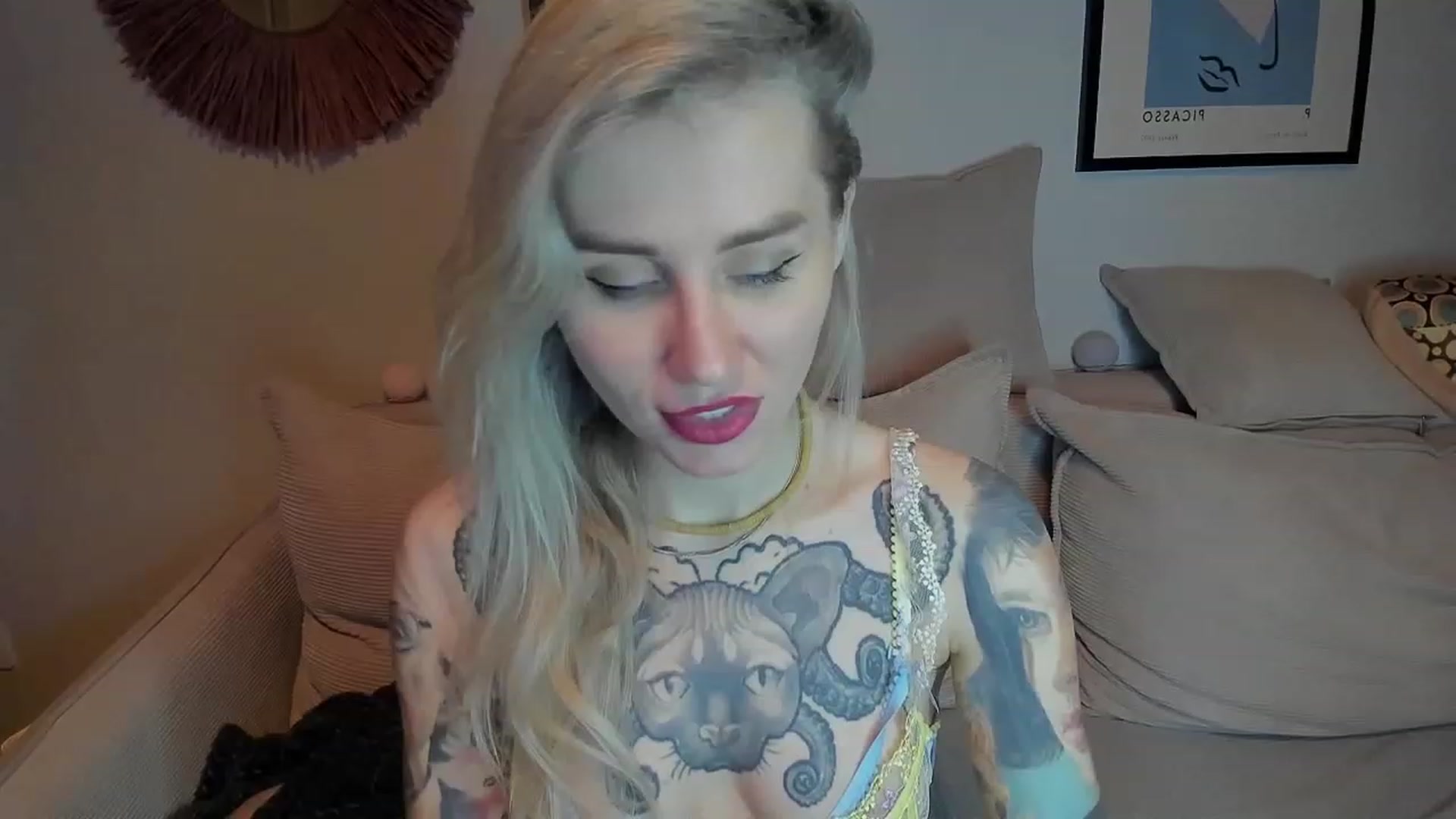 Gallery image thumbnail from Alexa_Smithhh's myfreecams stream on, 01/09/2024, 20:27 image 2 of 20