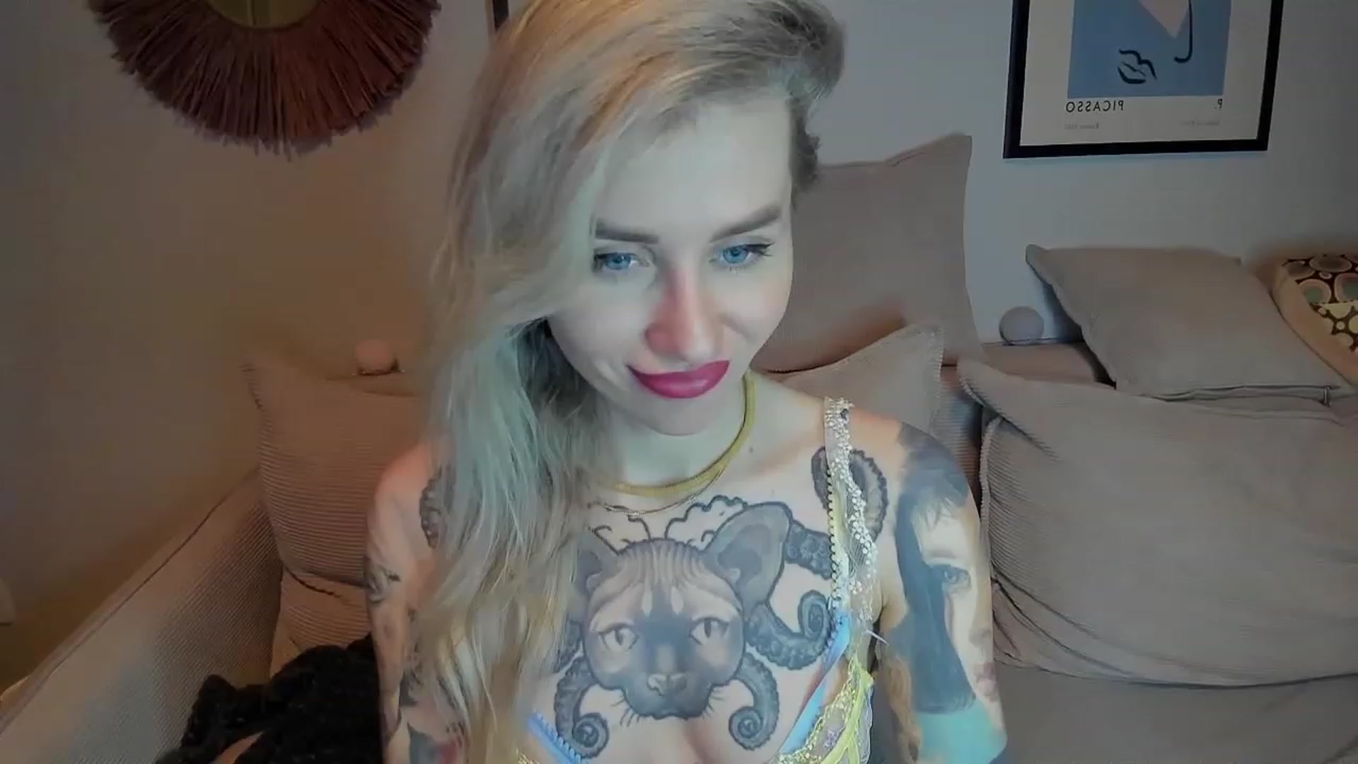 Gallery image thumbnail from Alexa_Smithhh's myfreecams stream on, 01/09/2024, 20:27 image 3 of 20