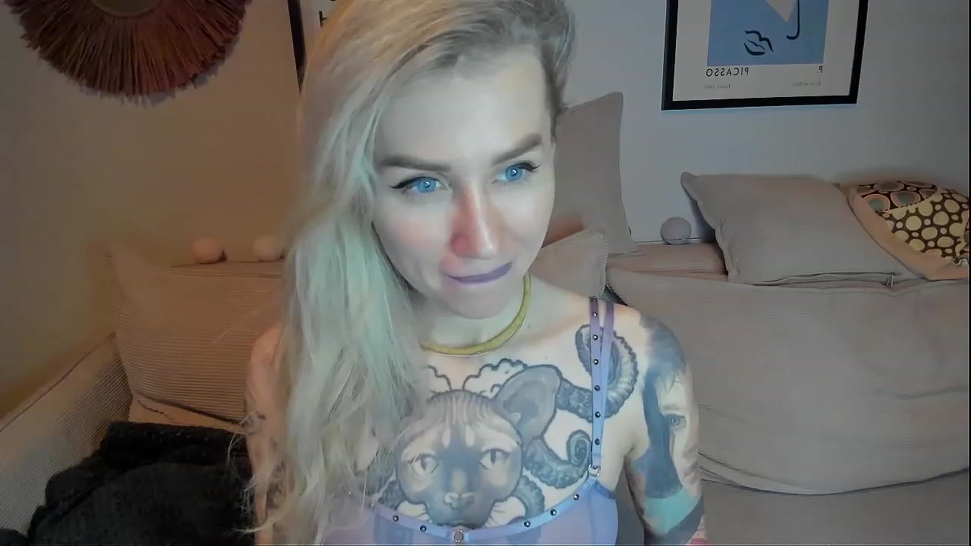 Gallery image thumbnail from Alexa_Smithhh's myfreecams stream on, 01/11/2024, 18:21 image 13 of 20