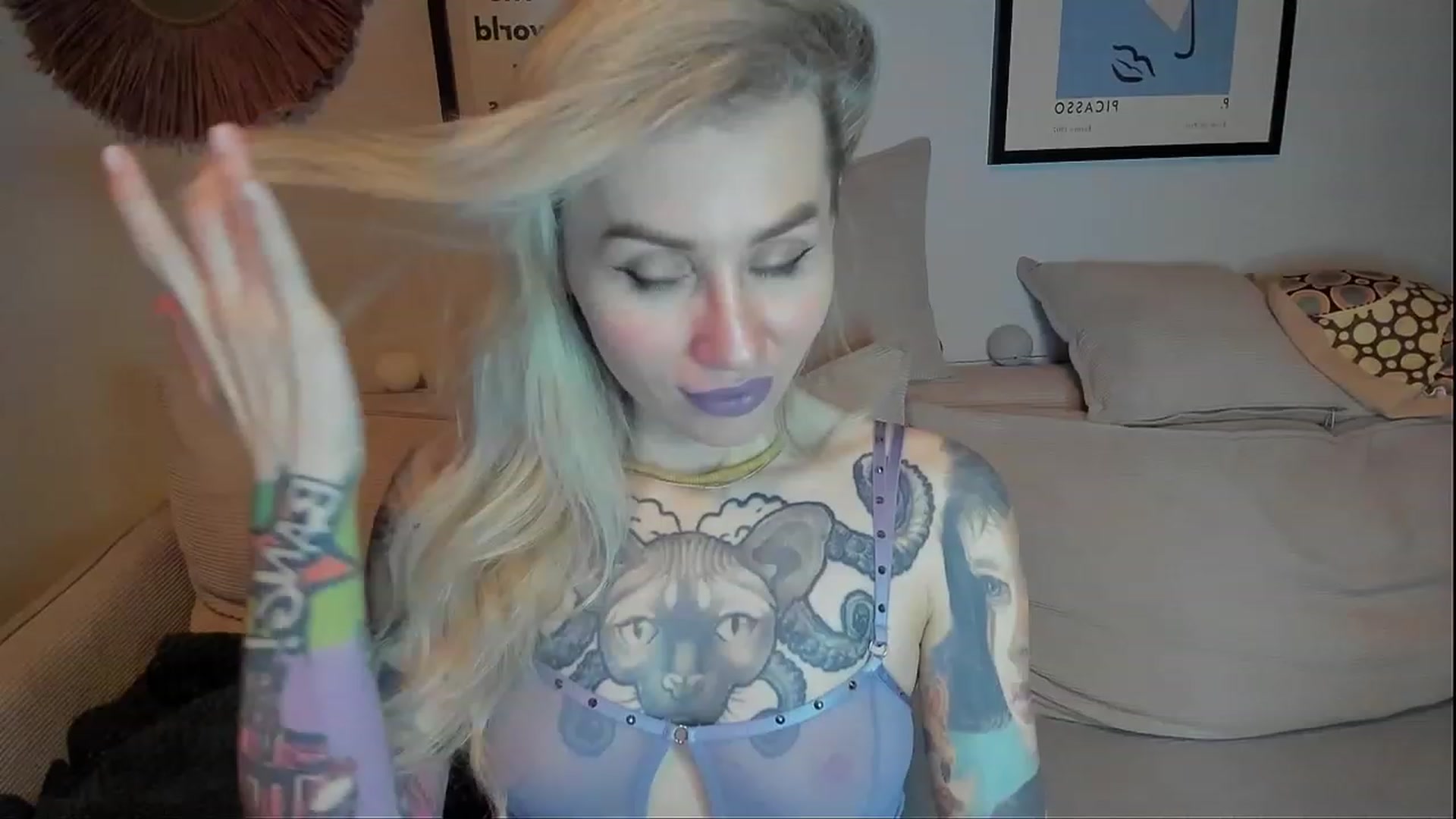 Gallery image thumbnail from Alexa_Smithhh's myfreecams stream on, 01/11/2024, 18:21 image 9 of 20