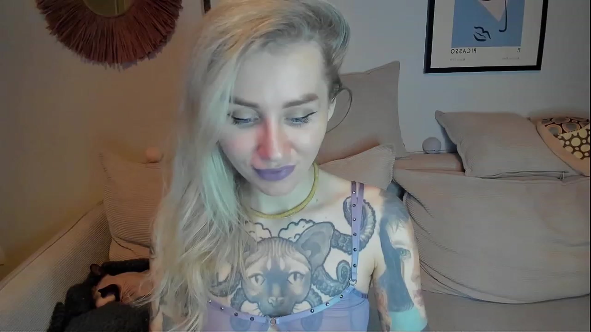 Gallery image thumbnail from Alexa_Smithhh's myfreecams stream on, 01/11/2024, 18:21 image 15 of 20