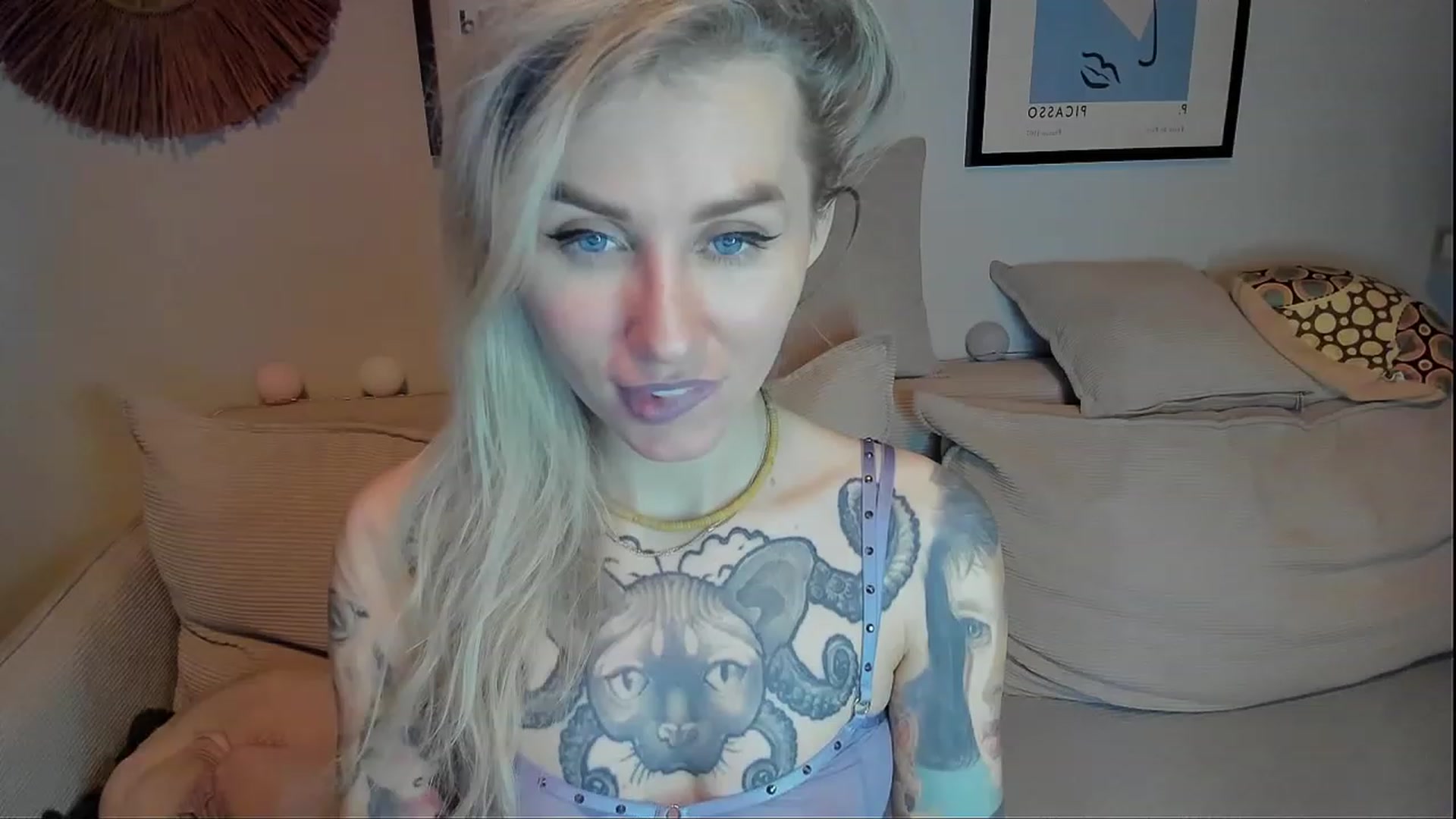 Gallery image thumbnail from Alexa_Smithhh's myfreecams stream on, 01/11/2024, 21:54 image 12 of 20