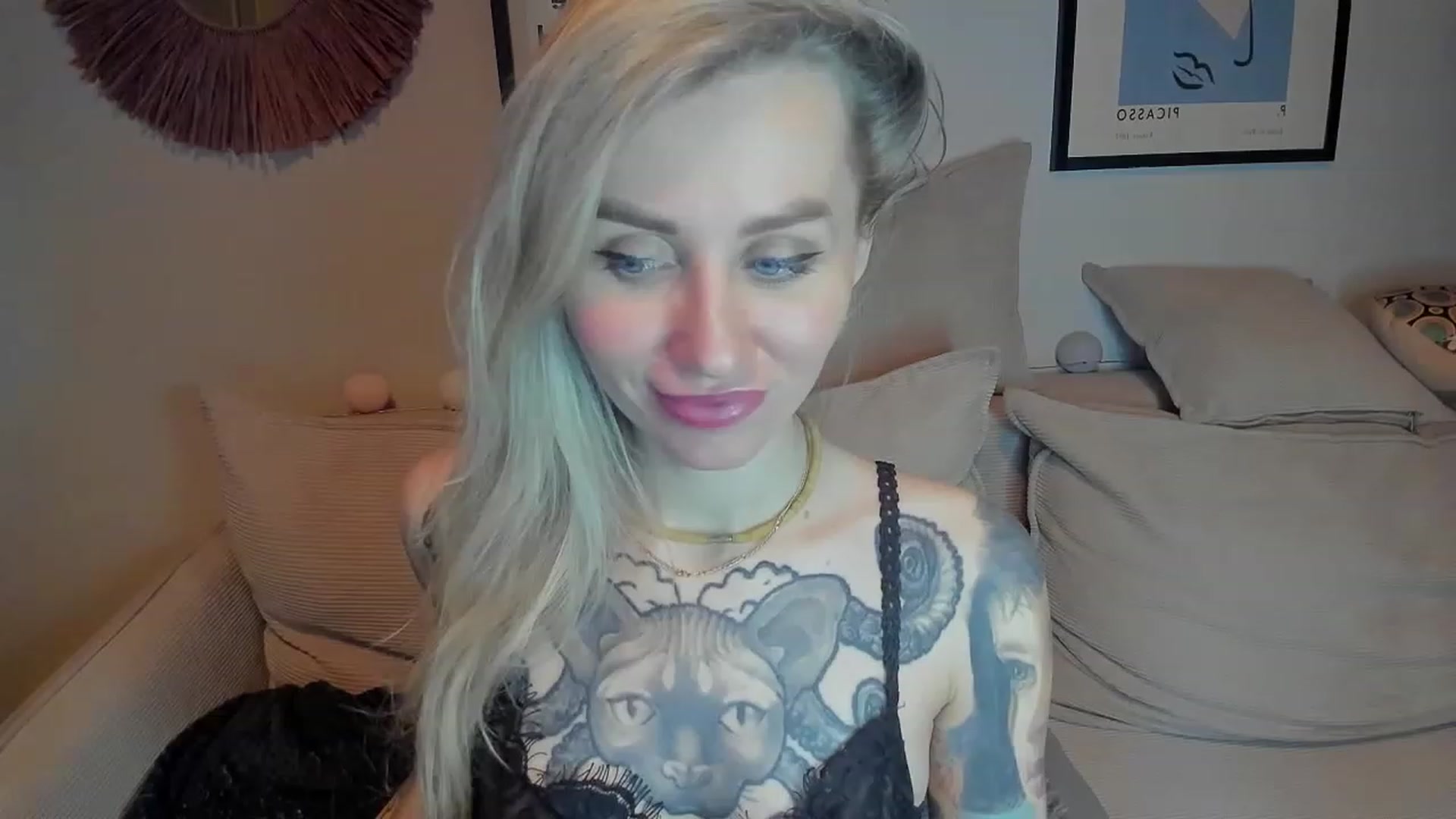 Gallery image thumbnail from Alexa_Smithhh's myfreecams stream on, 01/12/2024, 22:44 image 9 of 20