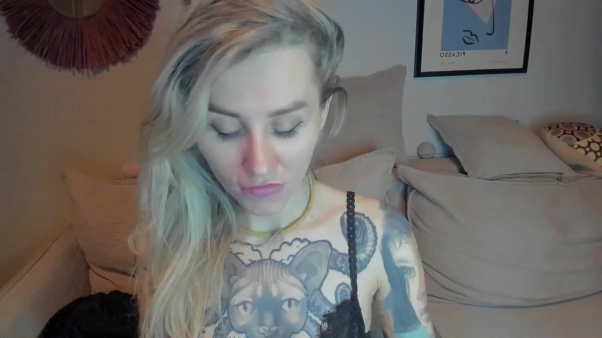 Gallery image thumbnail from Alexa_Smithhh's myfreecams stream on, 01/12/2024, 22:44 image 14 of 20