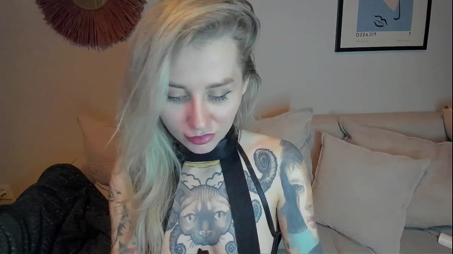 Gallery image thumbnail from Alexa_Smithhh's myfreecams stream on, 01/19/2024, 21:10 image 18 of 20