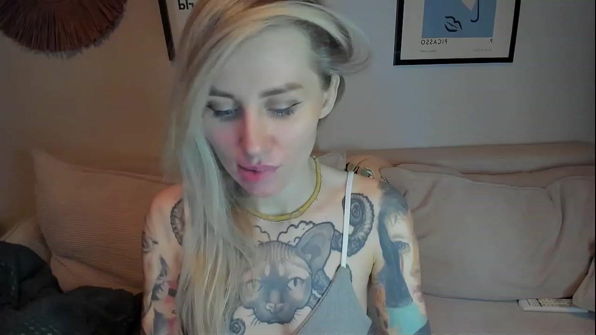 Gallery image thumbnail from Alexa_Smithhh's myfreecams stream on, 01/20/2024, 20:41 image 4 of 20