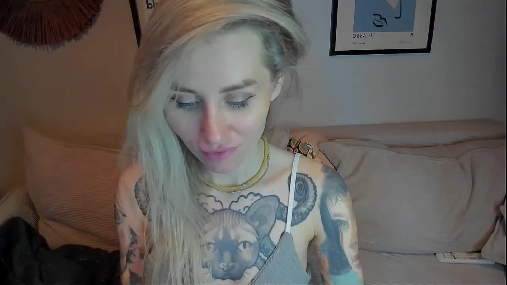 Gallery image thumbnail from Alexa_Smithhh's myfreecams stream on, 01/20/2024, 20:41 image 12 of 20