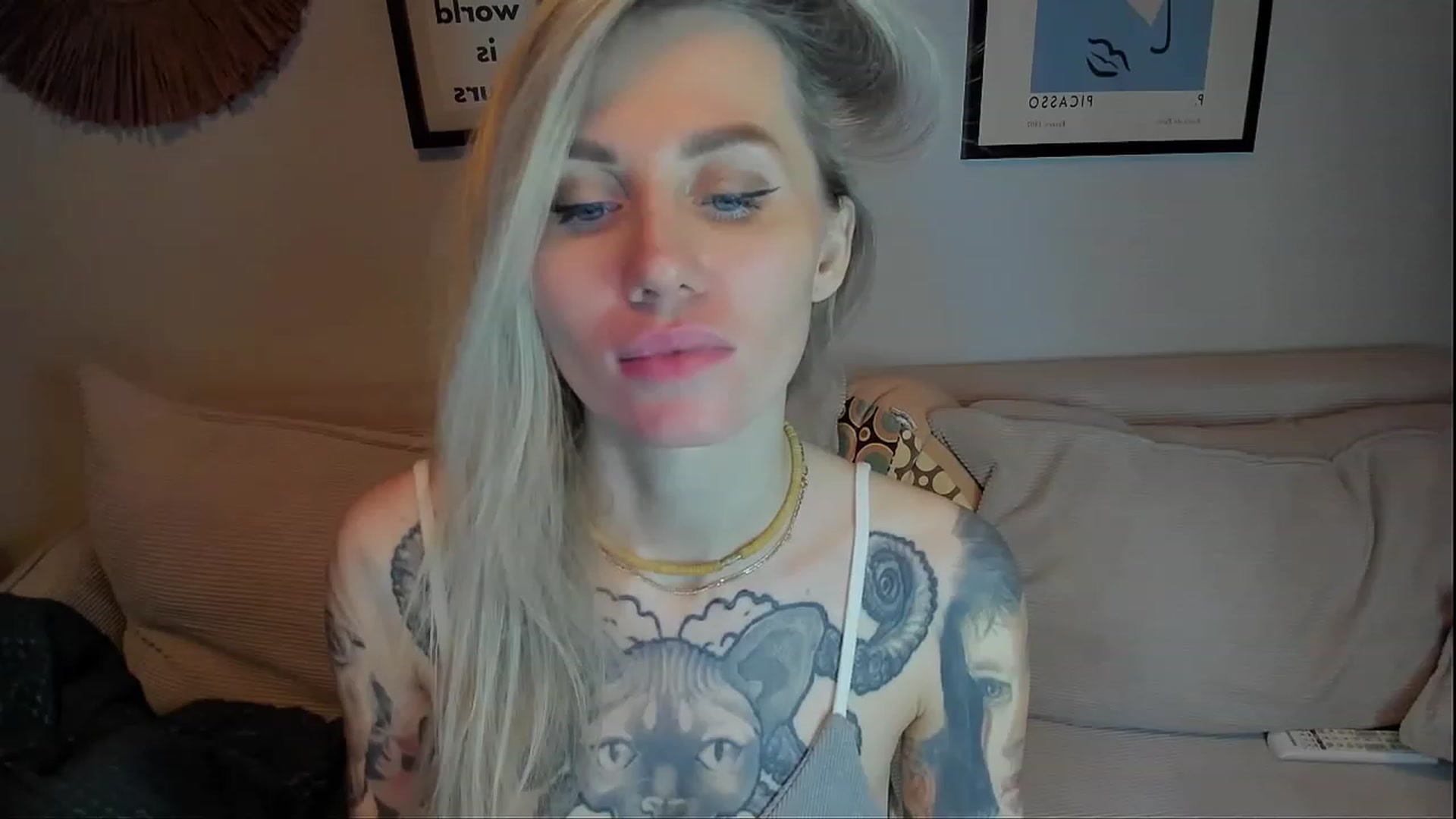 Gallery image thumbnail from Alexa_Smithhh's myfreecams stream on, 01/20/2024, 20:41 image 8 of 20