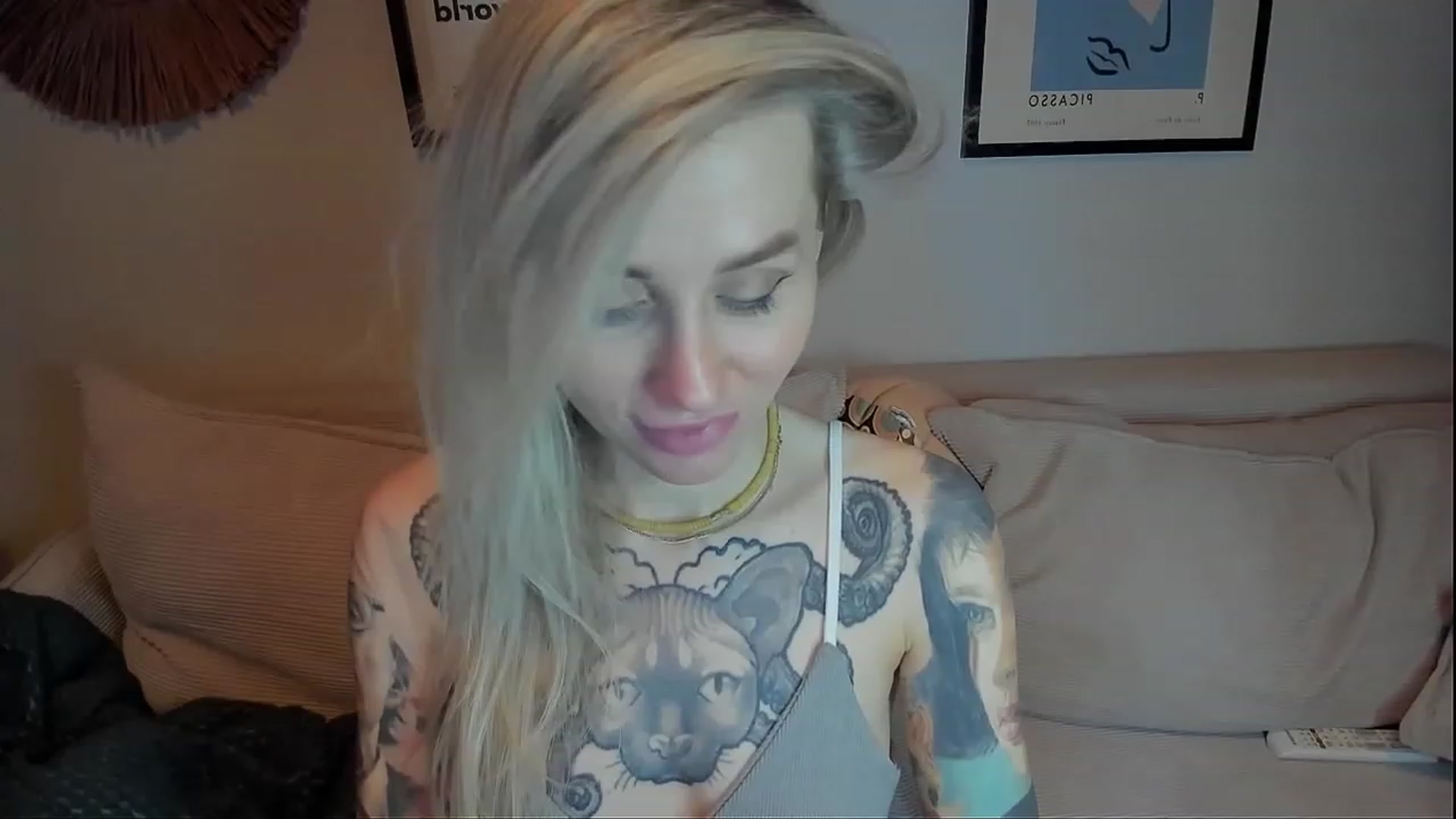 Gallery image thumbnail from Alexa_Smithhh's myfreecams stream on, 01/20/2024, 20:41 image 6 of 20