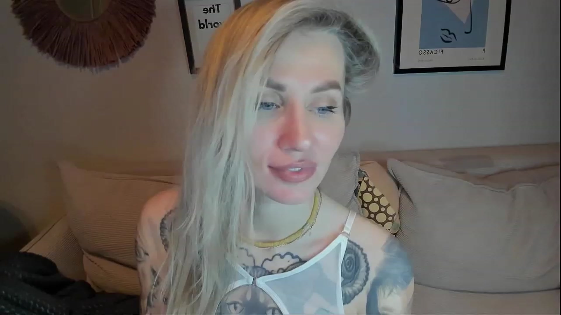 Gallery image thumbnail from Alexa_Smithhh's myfreecams stream on, 01/21/2024, 20:28 image 17 of 20