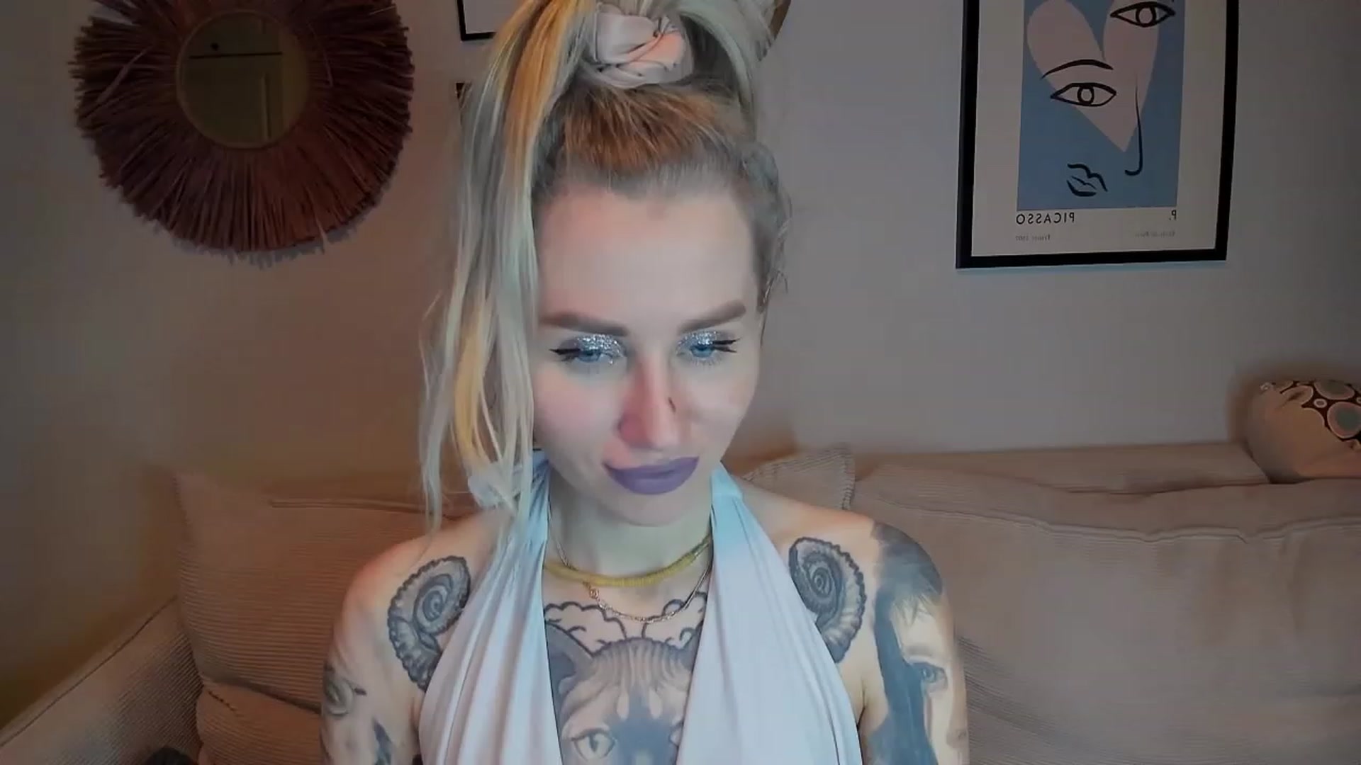Gallery image thumbnail from Alexa_Smithhh's myfreecams stream on, 01/24/2024, 17:36 image 18 of 20
