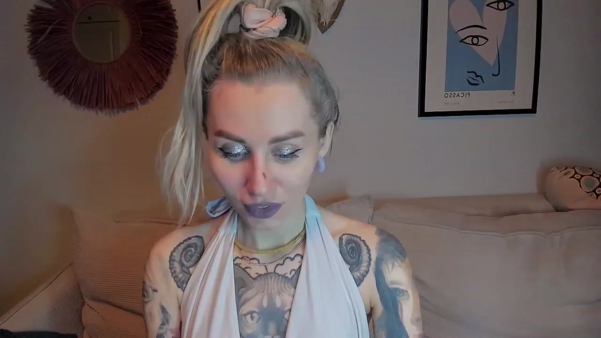 Gallery image thumbnail from Alexa_Smithhh's myfreecams stream on, 01/24/2024, 17:36 image 4 of 20