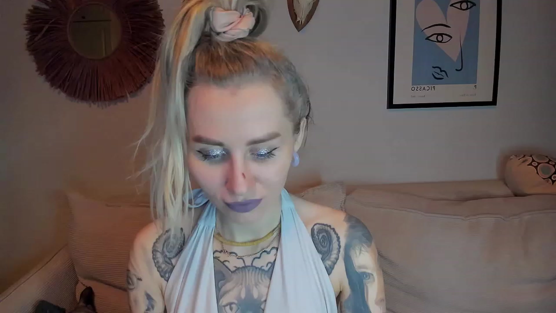 Gallery image thumbnail from Alexa_Smithhh's myfreecams stream on, 01/24/2024, 17:36 image 15 of 20