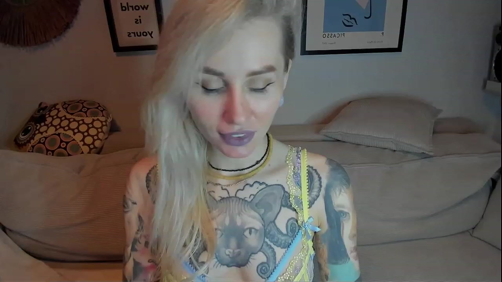 Gallery image thumbnail from Alexa_Smithhh's myfreecams stream on, 01/28/2024, 19:40 image 1 of 20