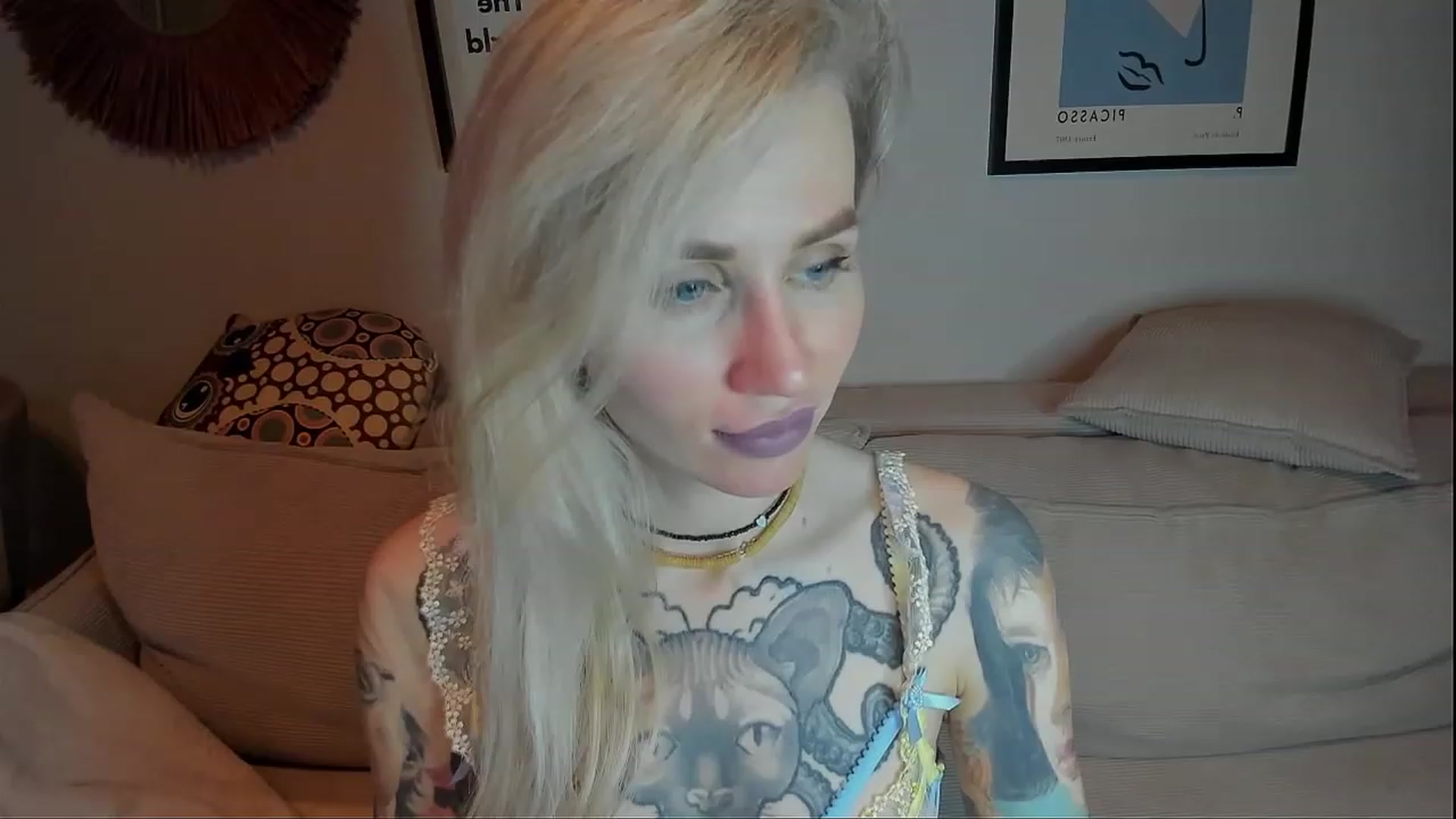 Gallery image thumbnail from Alexa_Smithhh's myfreecams stream on, 01/28/2024, 19:40 image 15 of 20