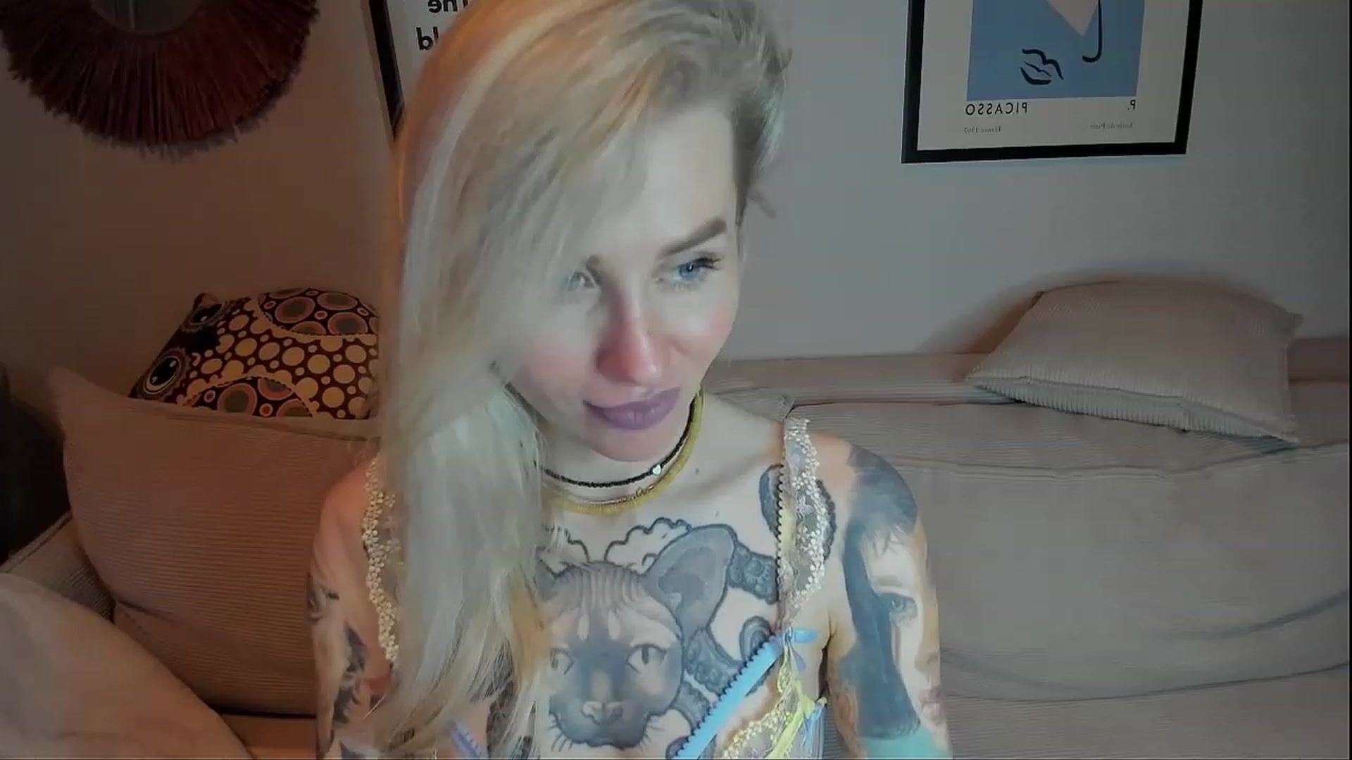 Gallery image thumbnail from Alexa_Smithhh's myfreecams stream on, 01/28/2024, 20:22 image 6 of 20