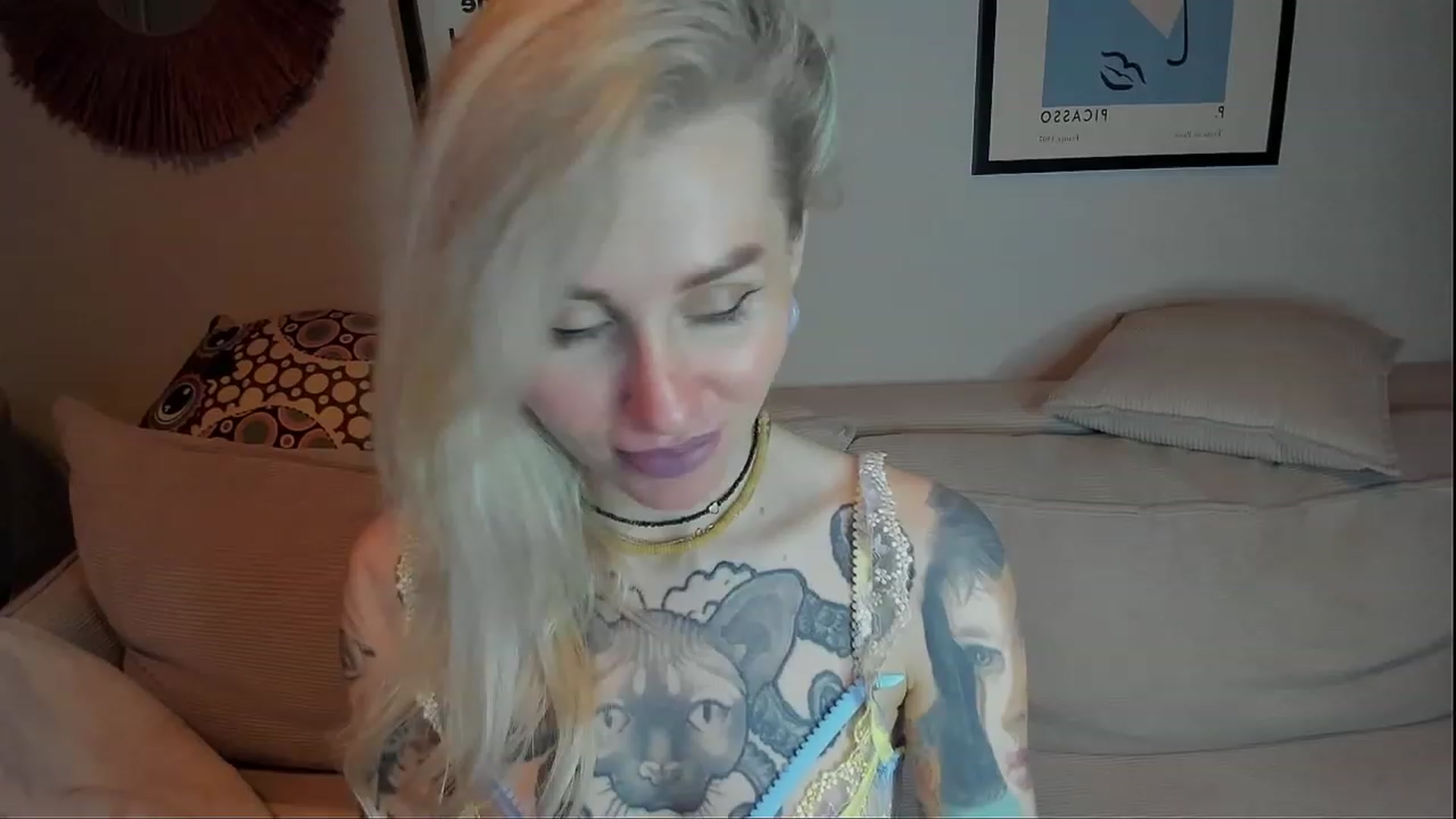 Gallery image thumbnail from Alexa_Smithhh's myfreecams stream on, 01/28/2024, 20:22 image 2 of 20