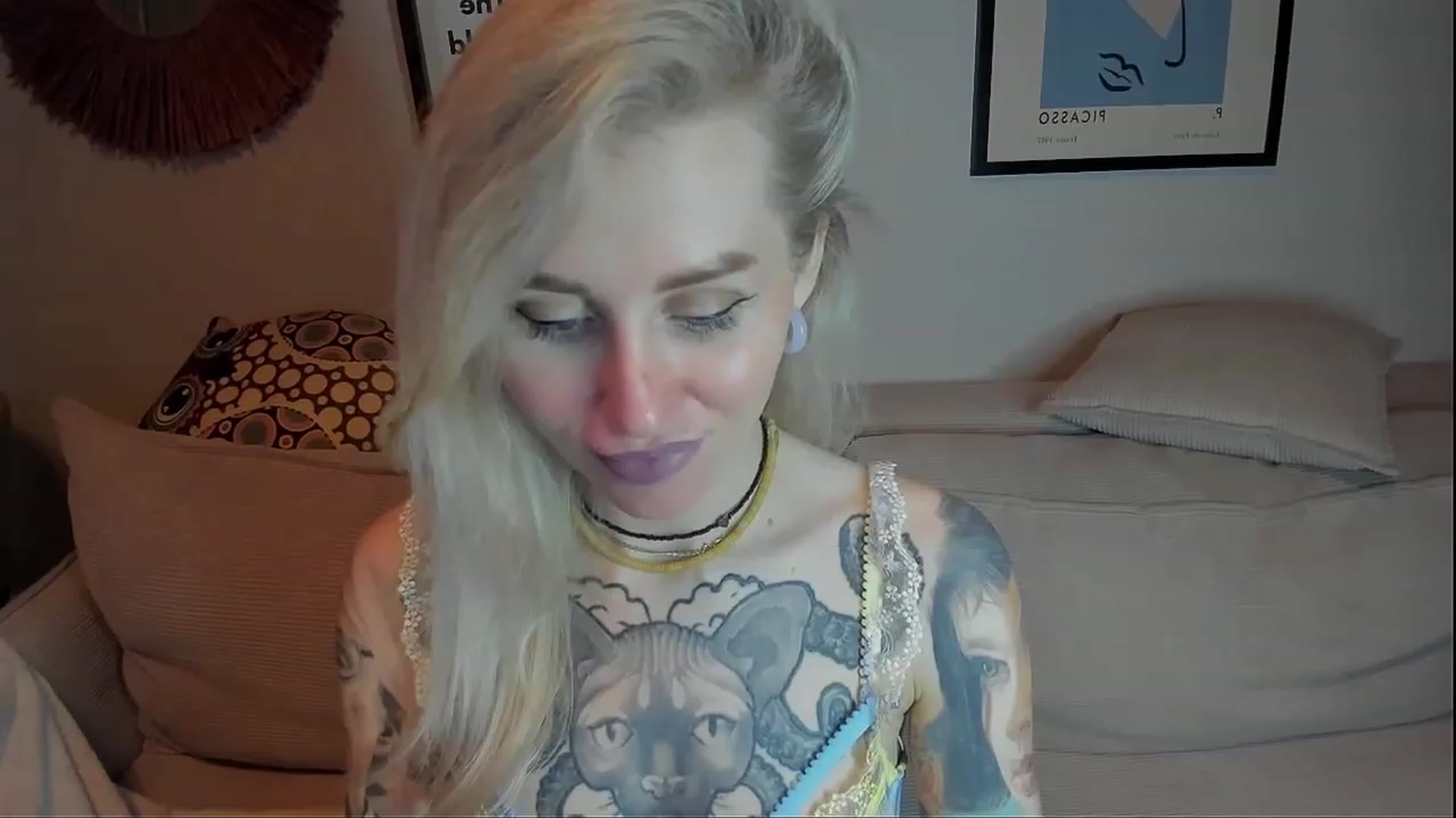 Gallery image thumbnail from Alexa_Smithhh's myfreecams stream on, 01/28/2024, 20:22 image 16 of 20
