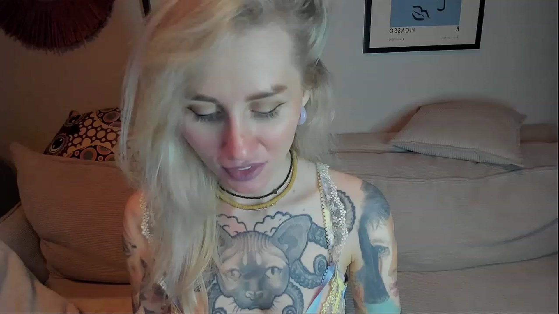 Gallery image thumbnail from Alexa_Smithhh's myfreecams stream on, 01/28/2024, 20:48 image 14 of 20
