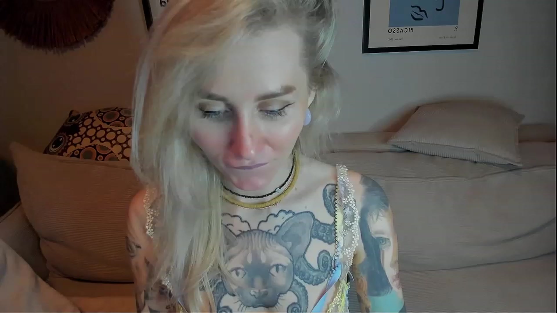 Gallery image thumbnail from Alexa_Smithhh's myfreecams stream on, 01/28/2024, 20:48 image 6 of 20