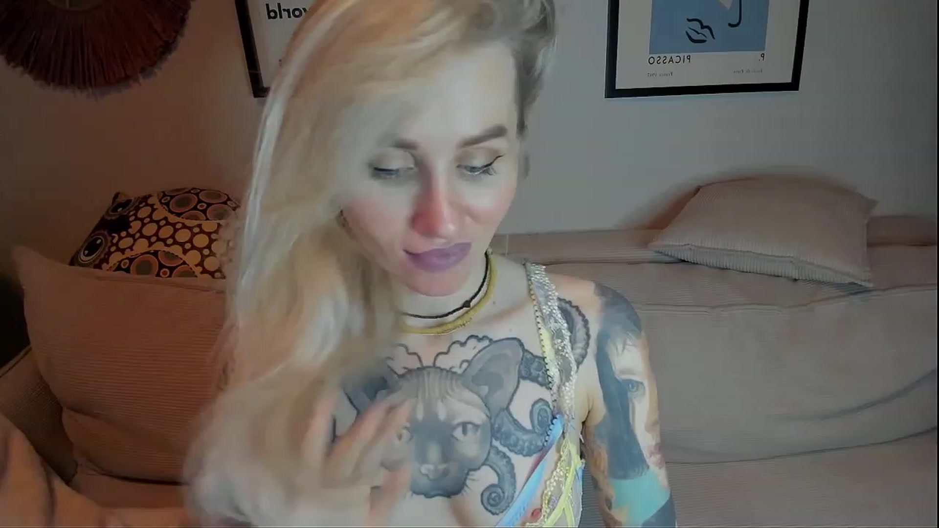 Gallery image thumbnail from Alexa_Smithhh's myfreecams stream on, 01/28/2024, 20:48 image 18 of 20