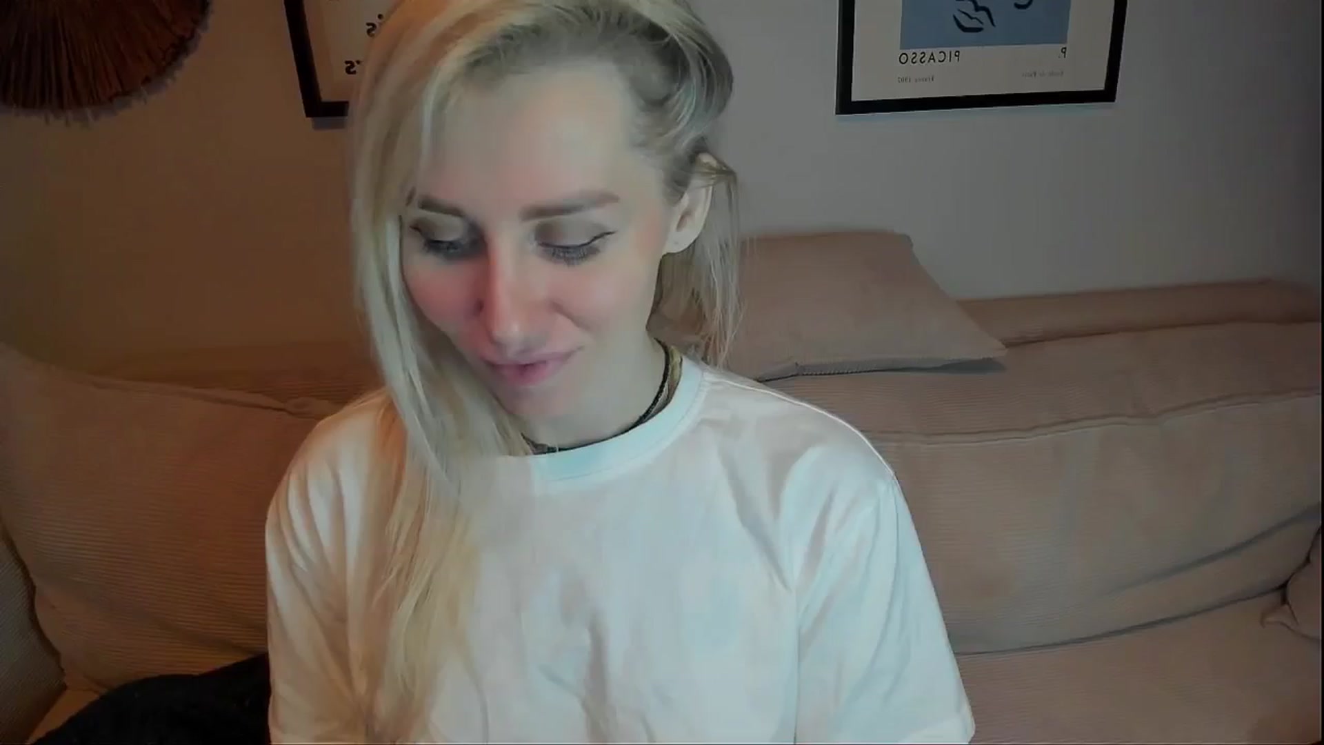 Gallery image thumbnail from Alexa_Smithhh's myfreecams stream on, 02/01/2024, 22:13 image 4 of 20