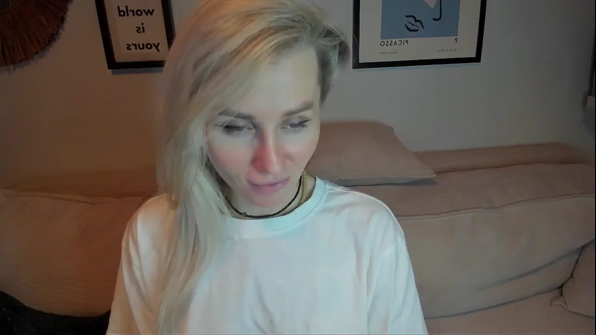 Gallery image thumbnail from Alexa_Smithhh's myfreecams stream on, 02/01/2024, 22:13 image 13 of 20