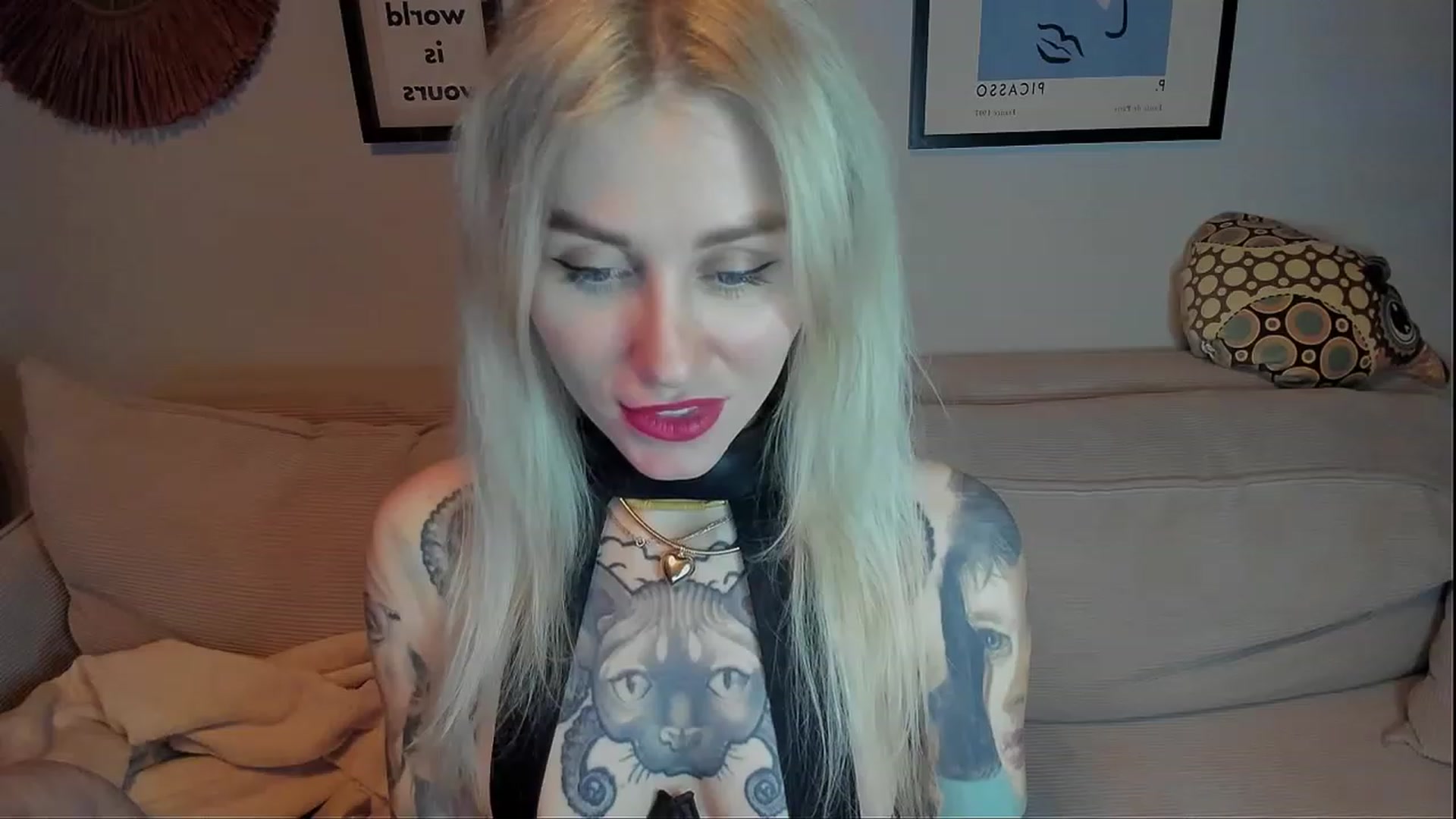 Gallery image thumbnail from Alexa_Smithhh's myfreecams stream on, 02/02/2024, 18:52 image 15 of 20
