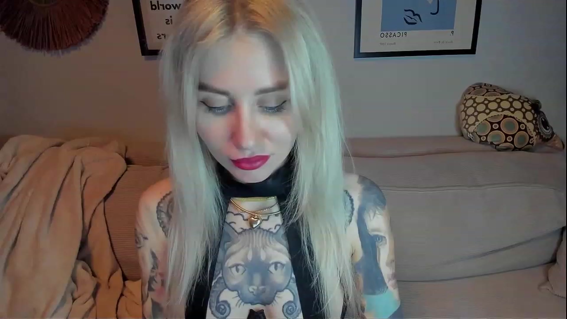 Gallery image thumbnail from Alexa_Smithhh's myfreecams stream on, 02/02/2024, 18:52 image 17 of 20