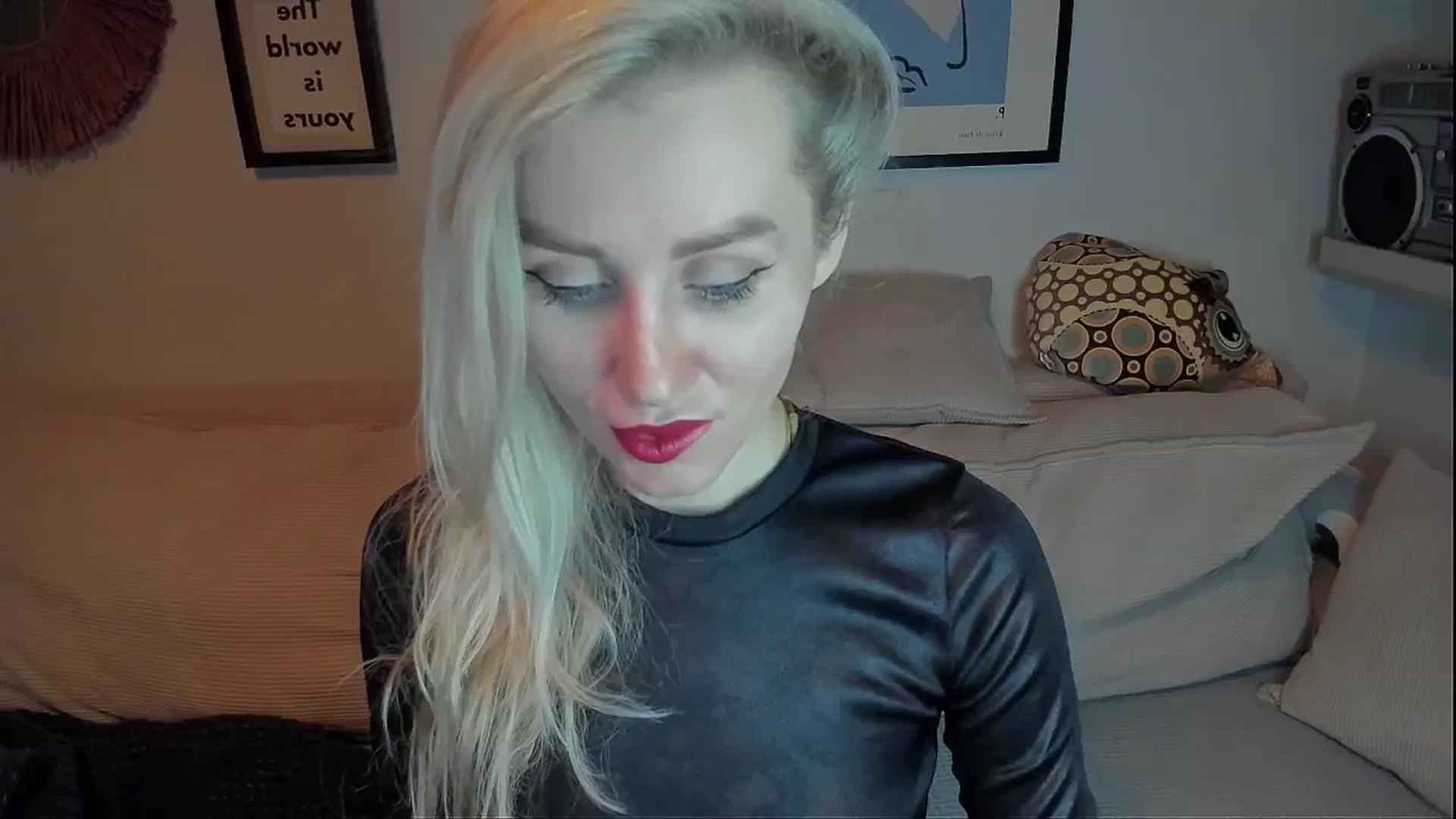 Gallery image thumbnail from Alexa_Smithhh's myfreecams stream on, 02/04/2024, 19:19 image 9 of 20