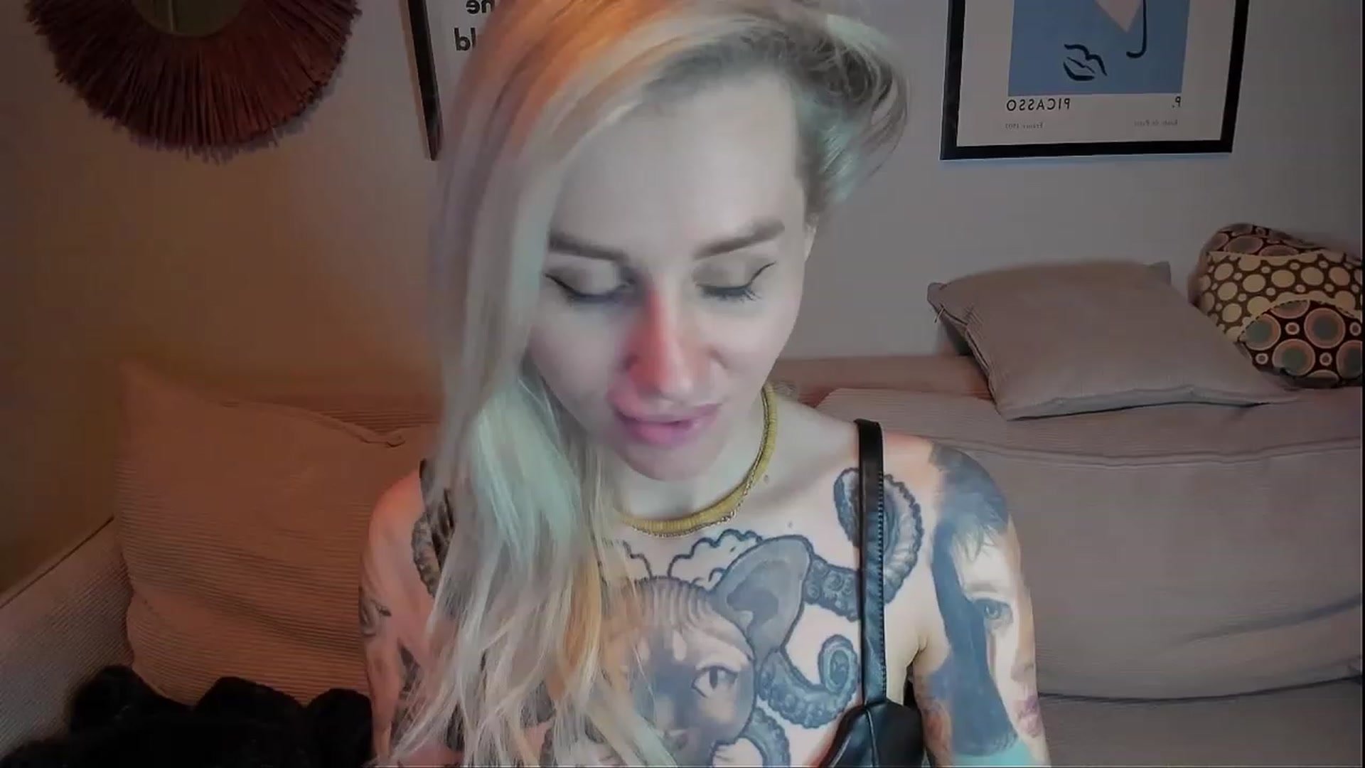 Gallery image thumbnail from Alexa_Smithhh's myfreecams stream on, 02/05/2024, 20:55 image 20 of 20