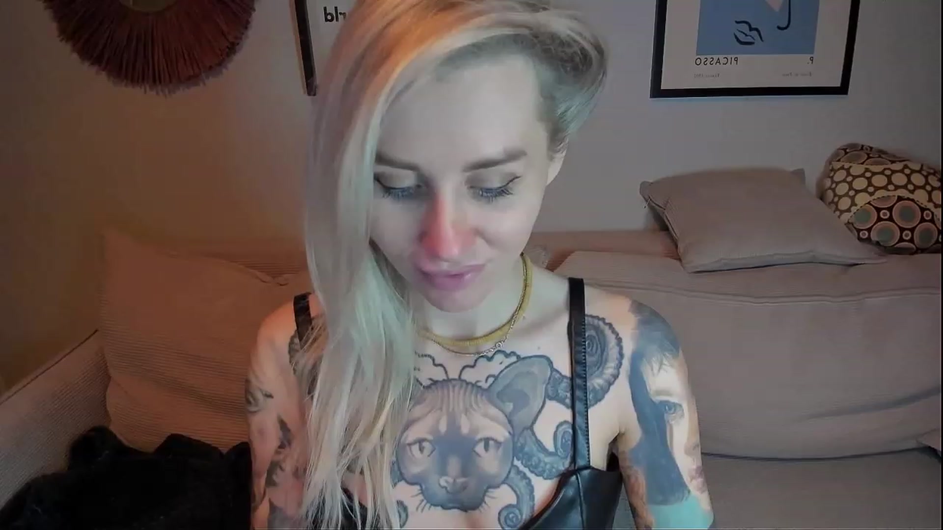 Gallery image thumbnail from Alexa_Smithhh's myfreecams stream on, 02/05/2024, 20:55 image 16 of 20