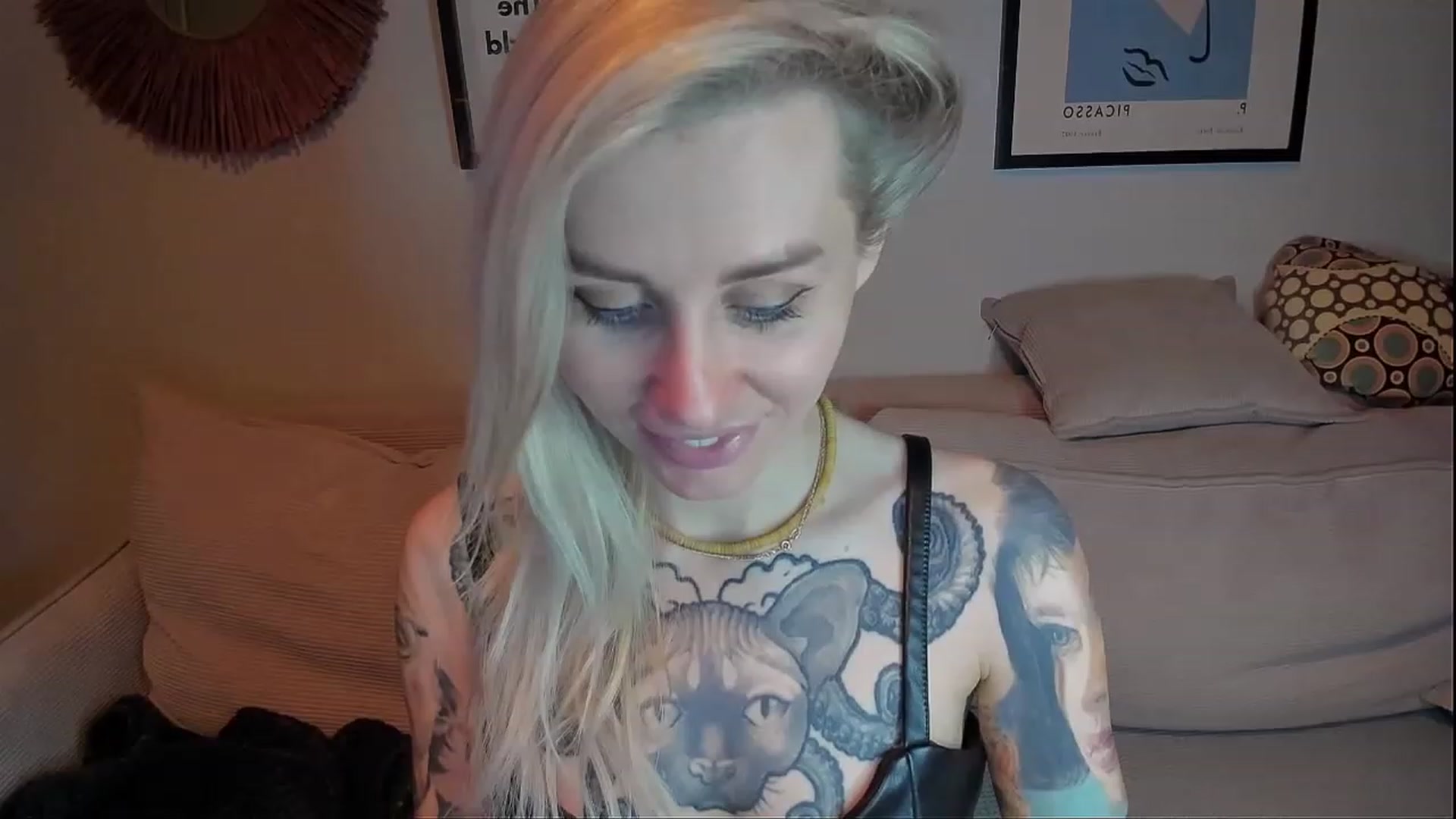 Gallery image thumbnail from Alexa_Smithhh's myfreecams stream on, 02/05/2024, 20:55 image 18 of 20