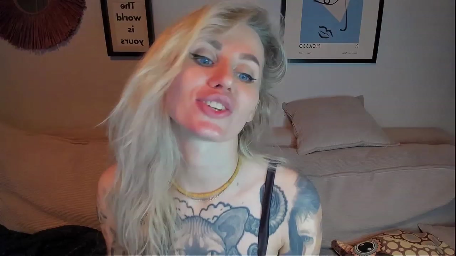Gallery image thumbnail from Alexa_Smithhh's myfreecams stream on, 02/07/2024, 21:34 image 1 of 20