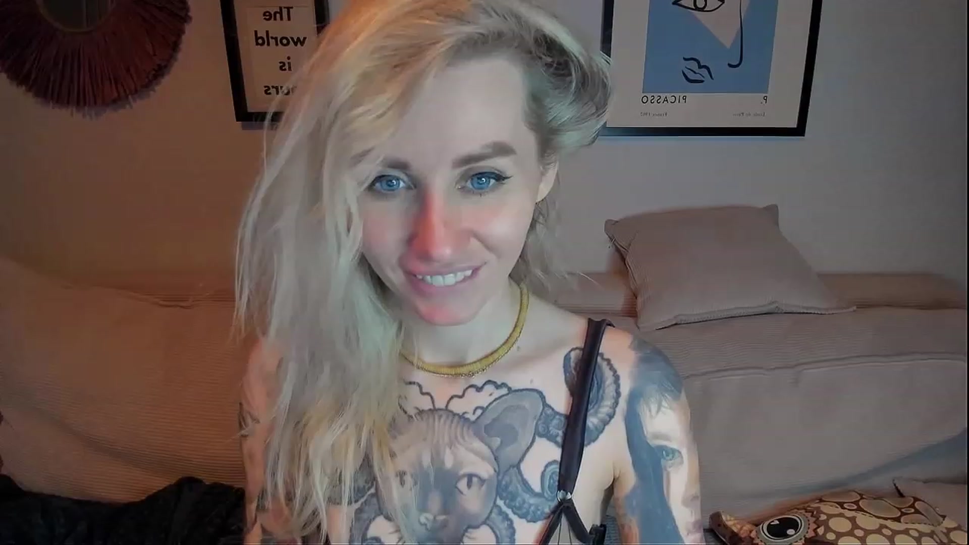 Gallery image thumbnail from Alexa_Smithhh's myfreecams stream on, 02/07/2024, 21:34 image 16 of 20