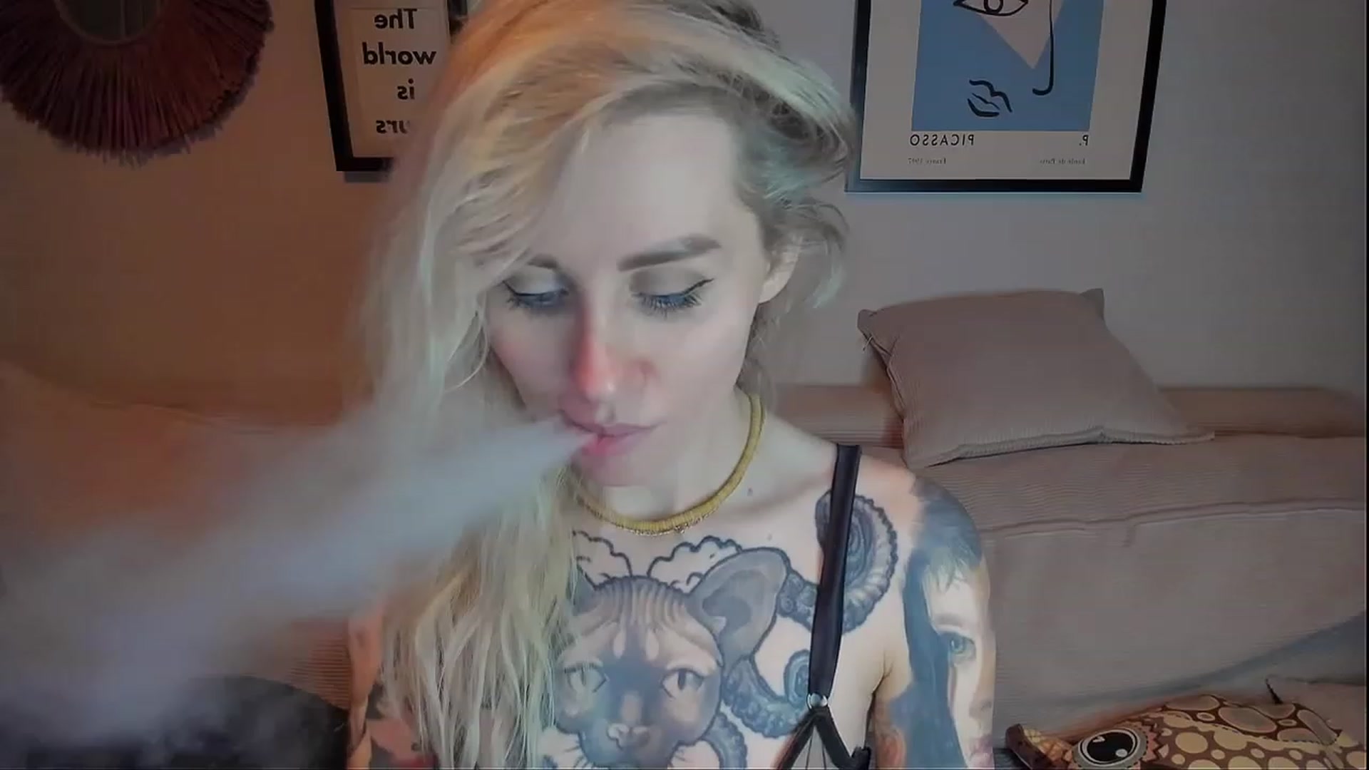 Gallery image thumbnail from Alexa_Smithhh's myfreecams stream on, 02/07/2024, 21:34 image 4 of 20