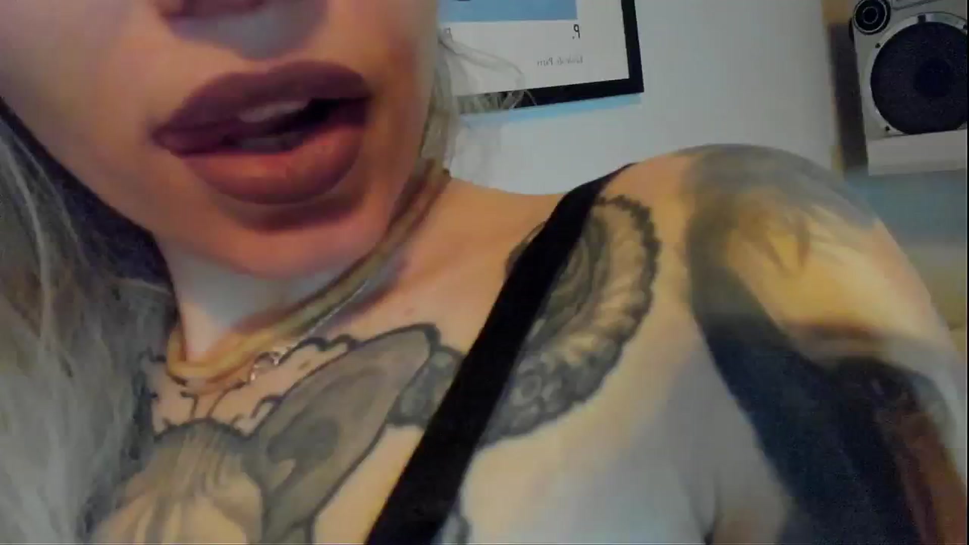 Gallery image thumbnail from Alexa_Smithhh's myfreecams stream on, 02/08/2024, 19:28 image 19 of 20