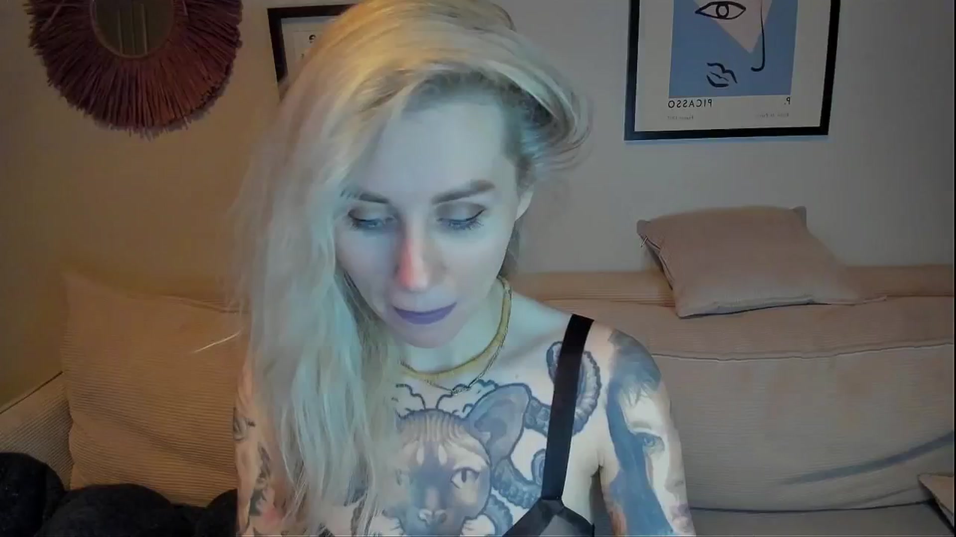 Gallery image thumbnail from Alexa_Smithhh's myfreecams stream on, 02/08/2024, 19:28 image 1 of 20