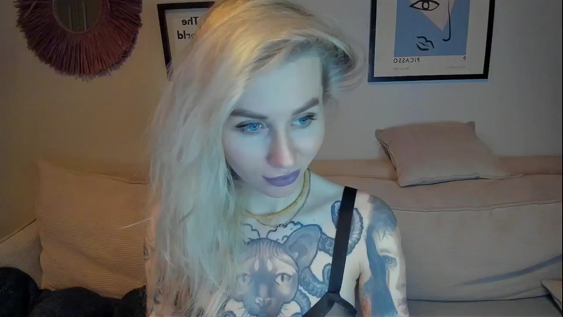 Gallery image thumbnail from Alexa_Smithhh's myfreecams stream on, 02/08/2024, 19:28 image 10 of 20