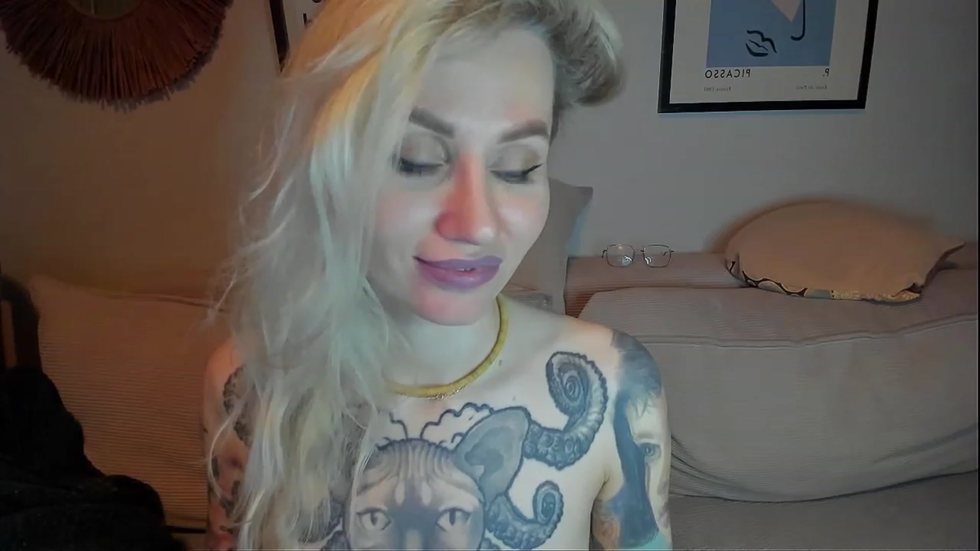 Gallery image thumbnail from Alexa_Smithhh's myfreecams stream on, 02/12/2024, 19:33 image 19 of 20