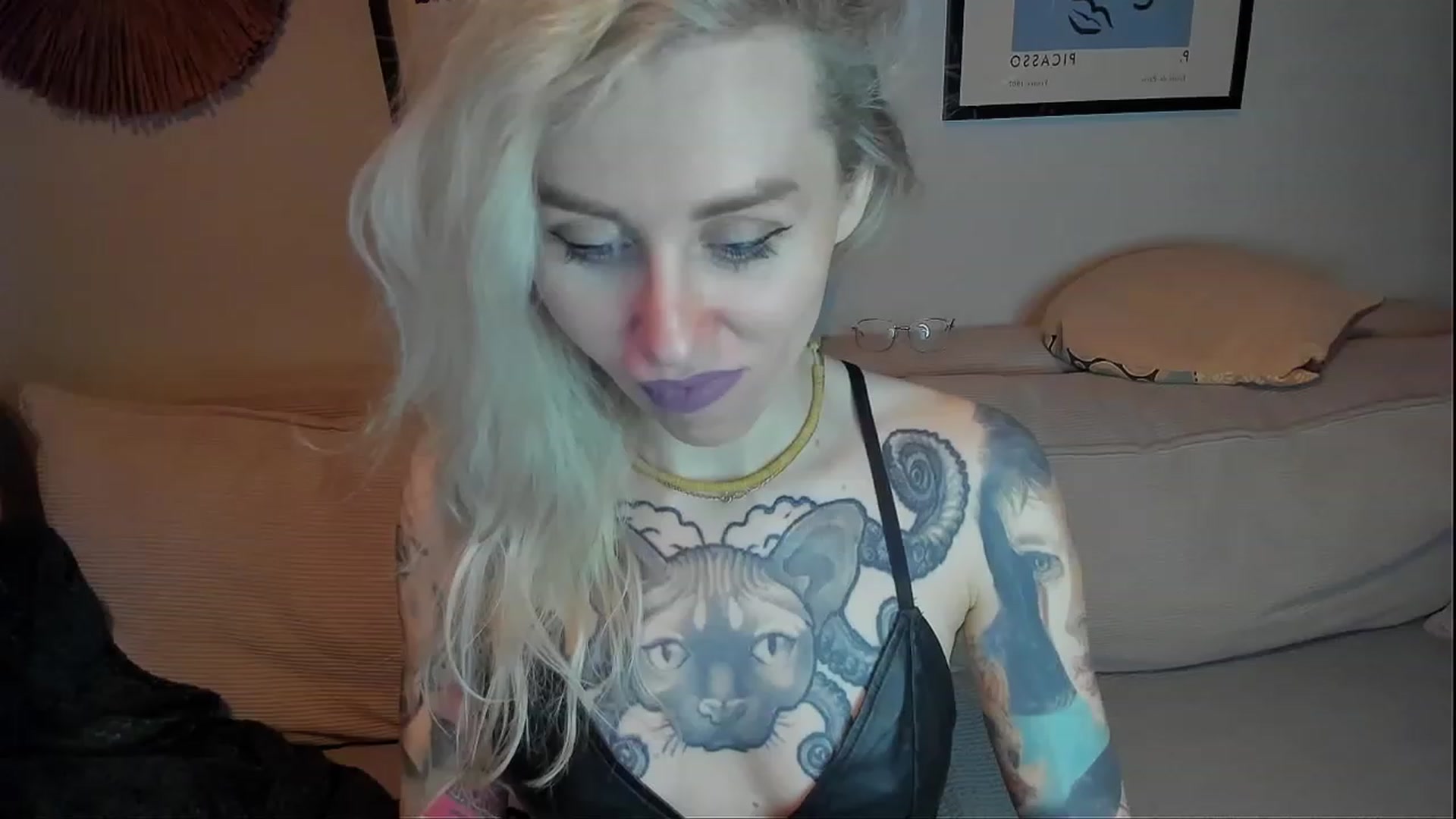Gallery image thumbnail from Alexa_Smithhh's myfreecams stream on, 02/12/2024, 19:33 image 4 of 20
