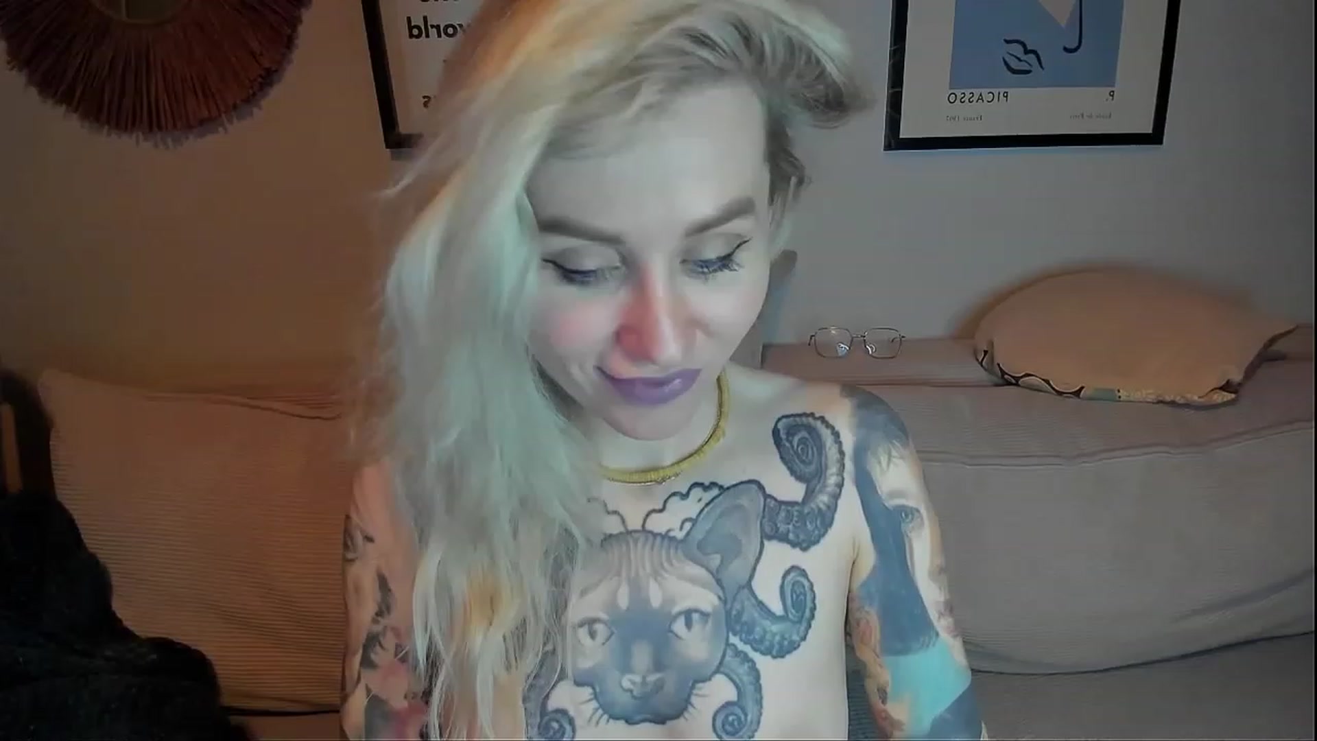 Gallery image thumbnail from Alexa_Smithhh's myfreecams stream on, 02/12/2024, 19:33 image 17 of 20