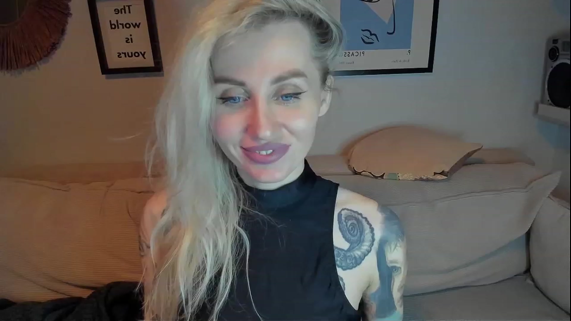 Gallery image thumbnail from Alexa_Smithhh's myfreecams stream on, 02/13/2024, 19:30 image 7 of 20